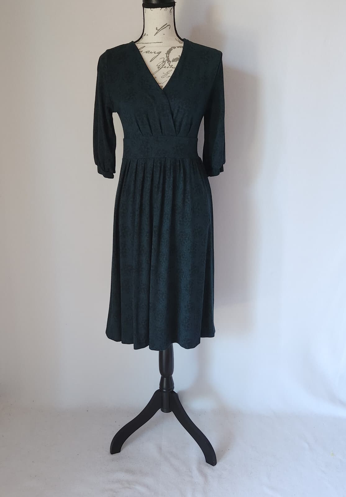 EUC Cut Loose Floral Jersey Suplice Sheath Dress 3/4 Sleeve Green Women's S USA - Thumbnail 2
