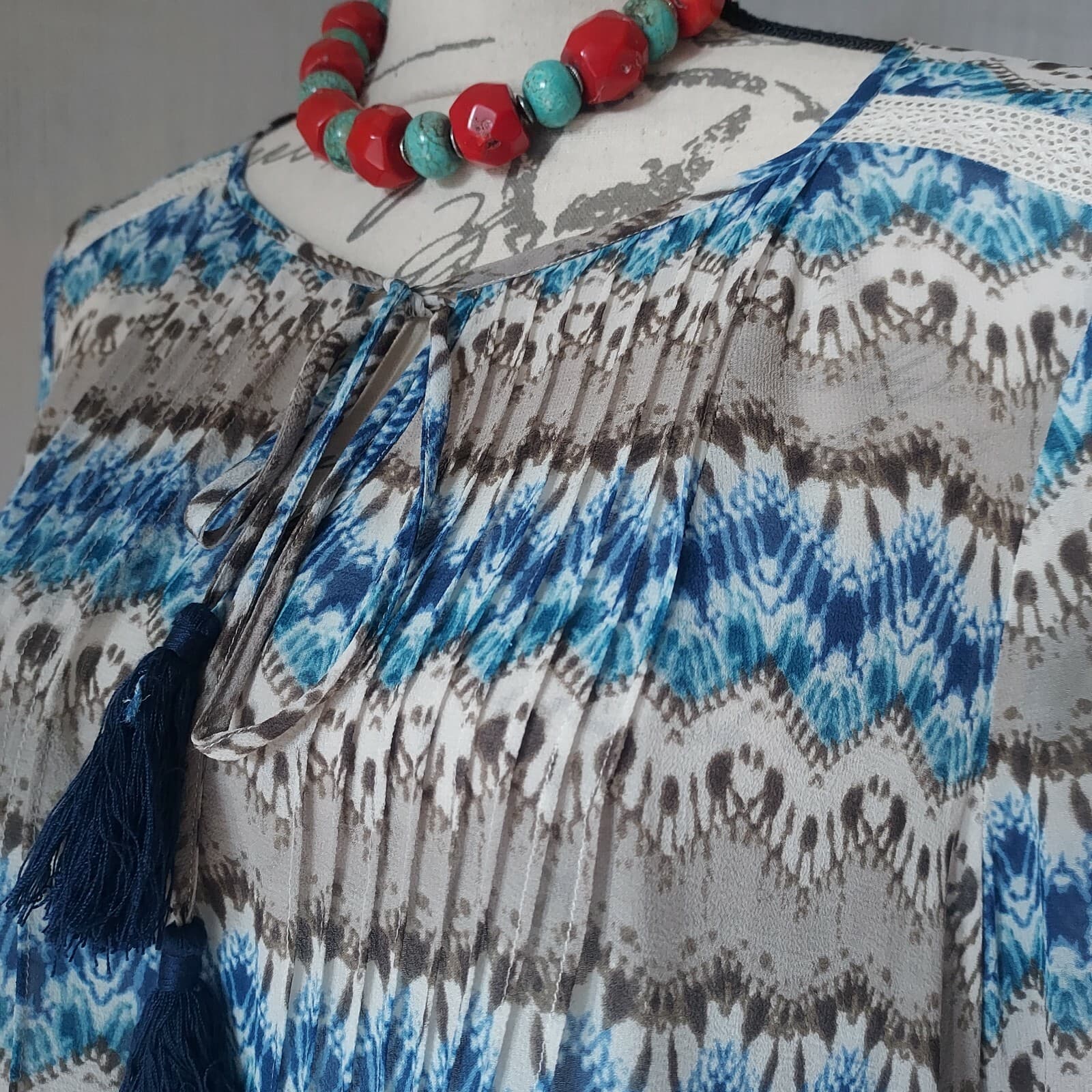 Sundance 100% Silk Pintuck Boho Blouse Tassel Long Sleeve Geo-Print Blue Sz.L - Thumbnail 2