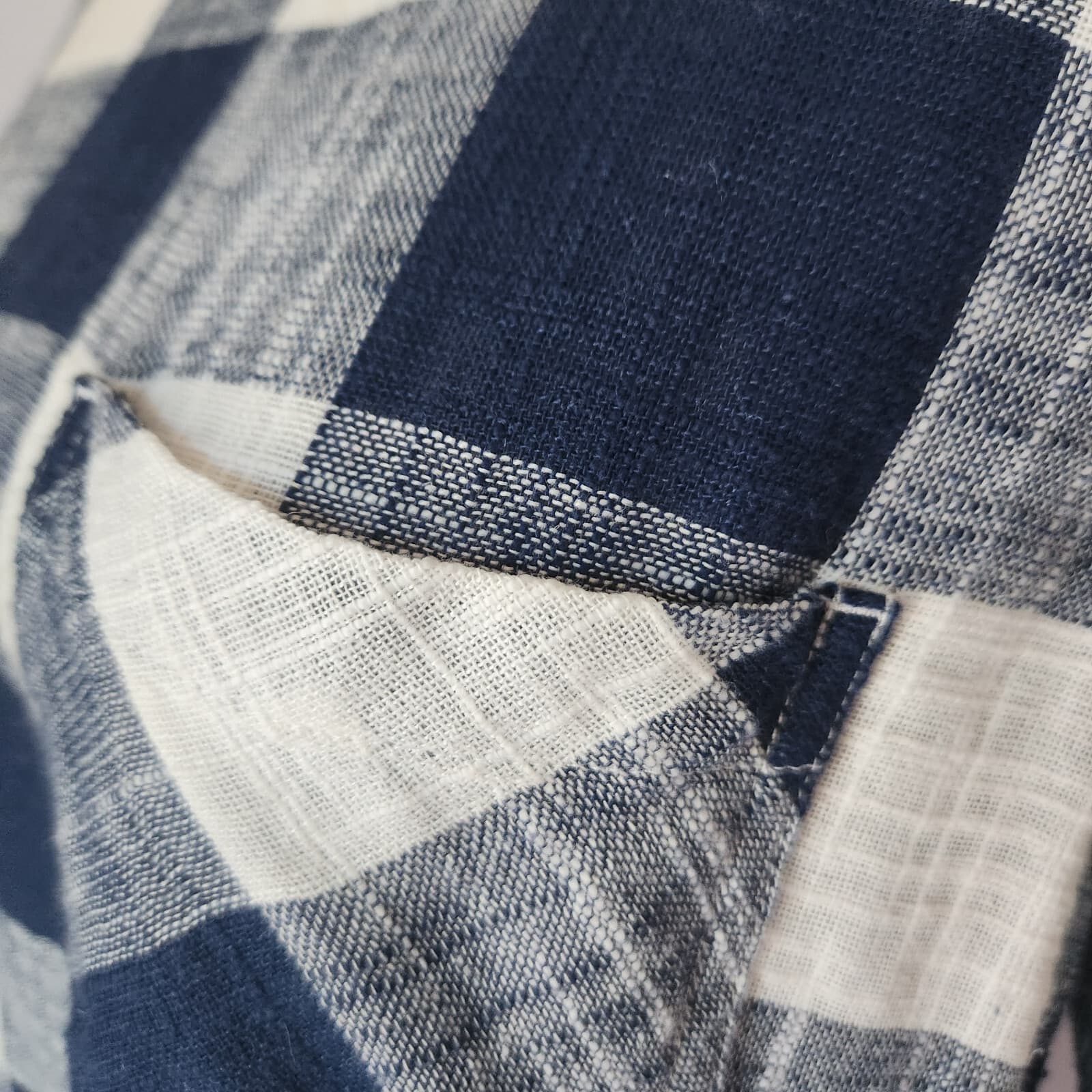 Cloth & Stone Anthropologie Plaid Linen Blend Back Button Popover Top Blue Sz.S - Thumbnail 6