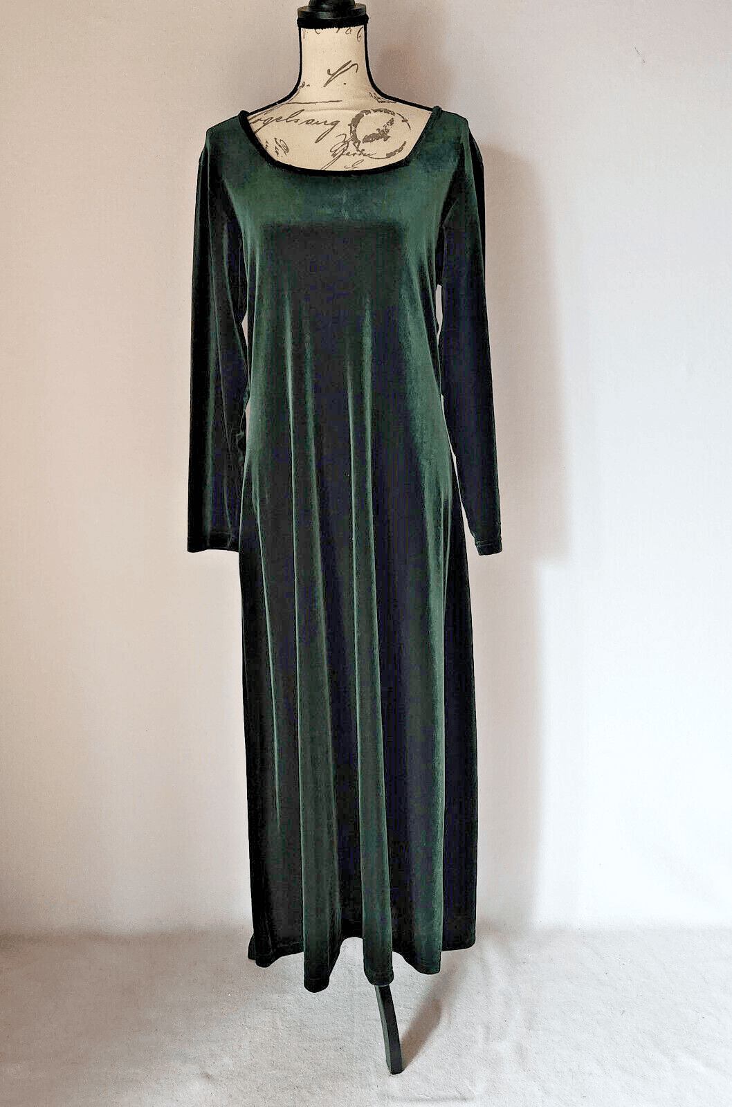 Vintage Sunbelt Made in USA Green Velvet Maxi Shift Dress Square Neck Sz.M - Thumbnail 2