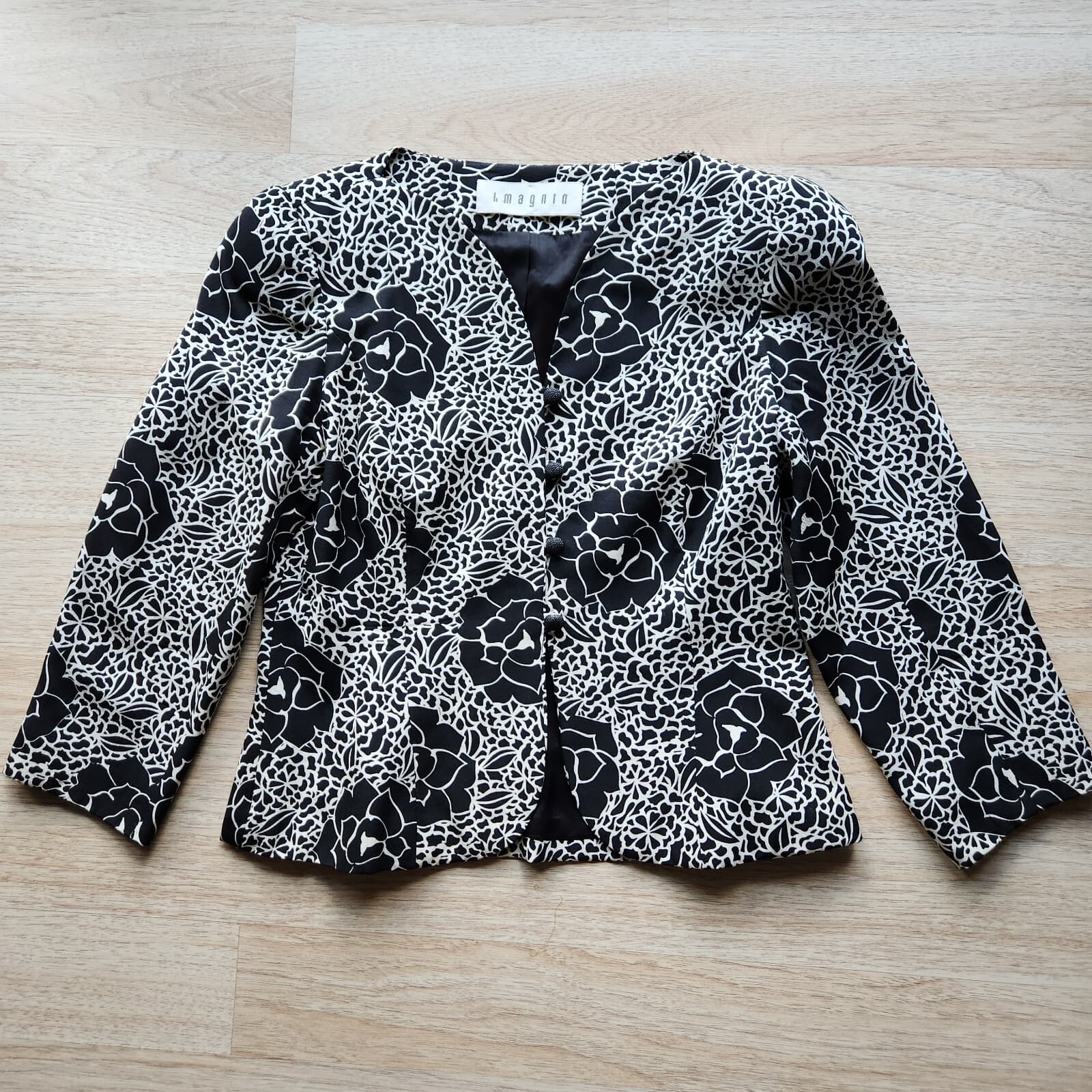 Vintage I. Magnin David Hayes 100% Silk Floral Top Button Lined Black White Sz.8 - Thumbnail 3