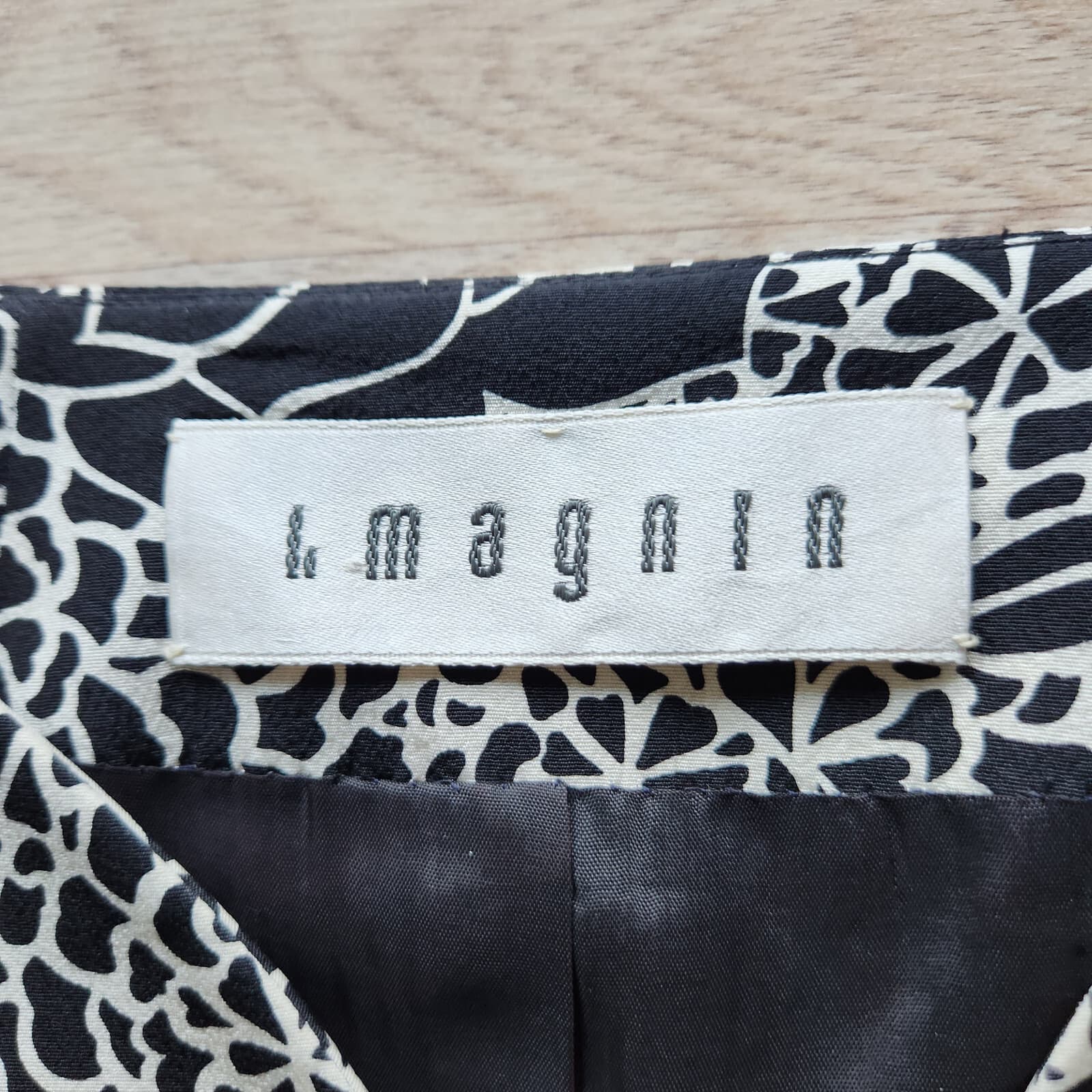 Vintage I. Magnin David Hayes 100% Silk Floral Top Button Lined Black White Sz.8 - Thumbnail 6