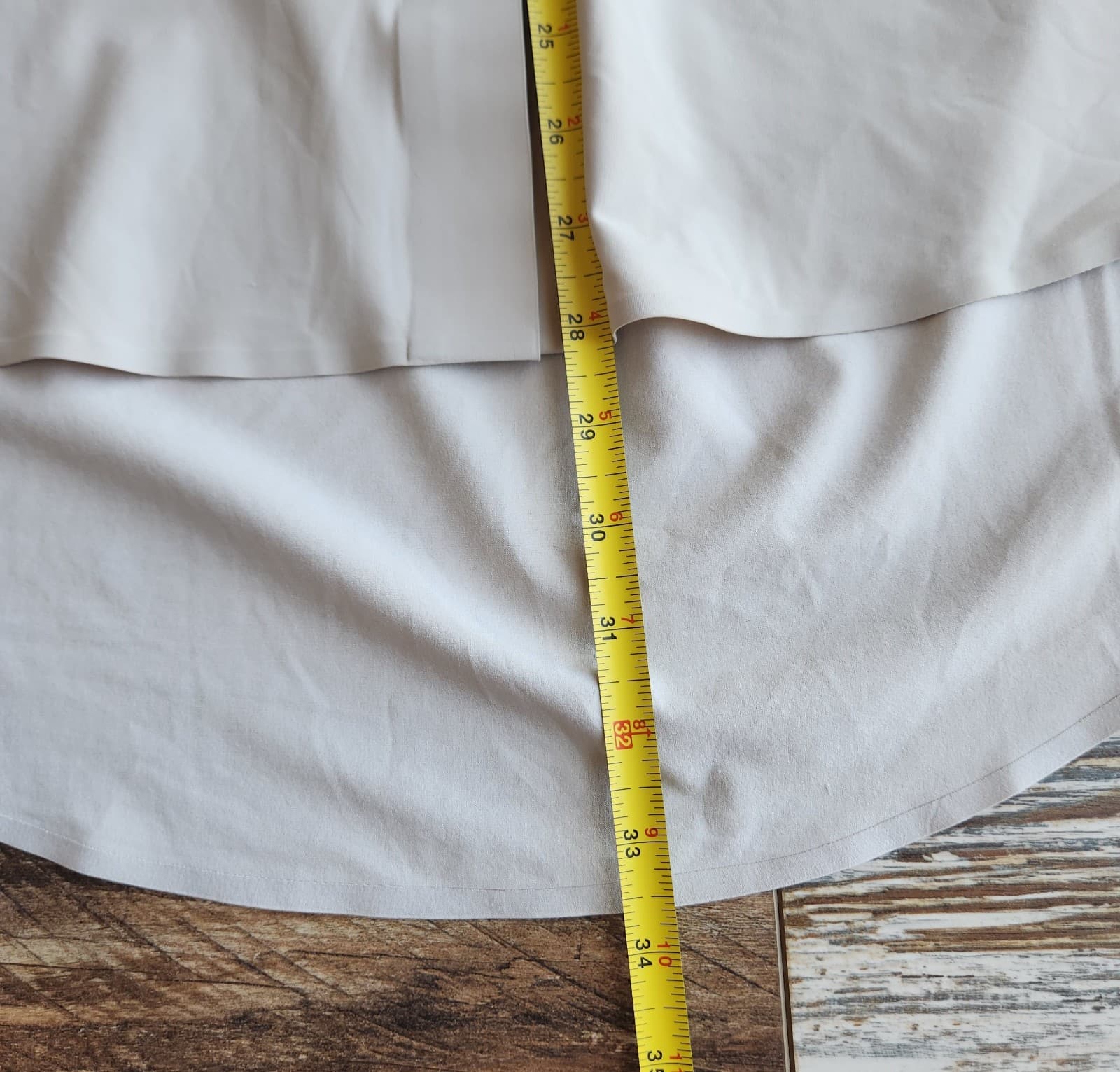 Athleta Urbanite Button-Up Wrinkle-Resistant Shirt Long Sleeve Pocket Beige Sz.M - Thumbnail 14