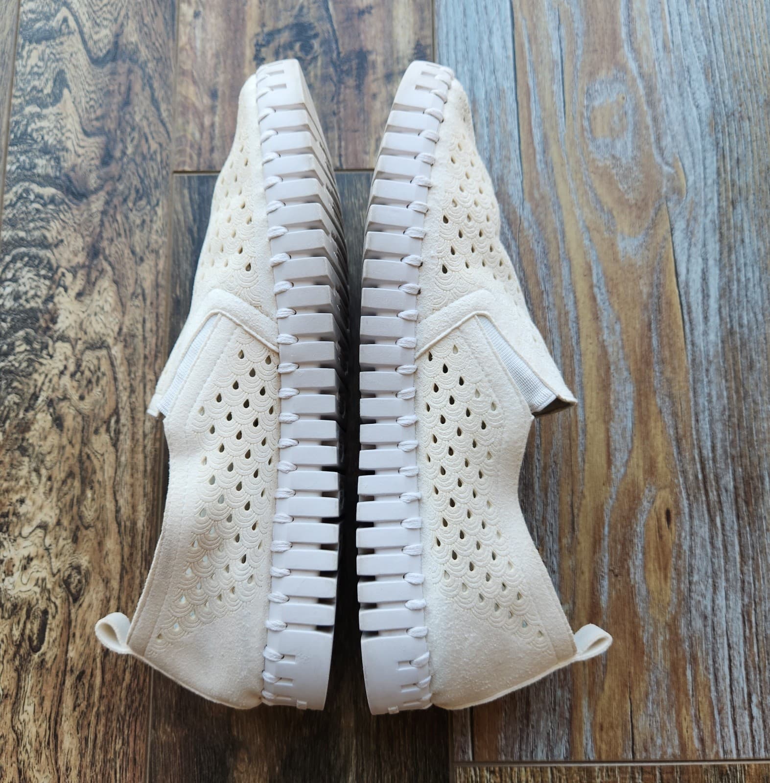 ILSE JACOBSEN Hornbaek Tulip Perforate Flat Slip-On Sneakers White Ivory EU41 - Thumbnail 4