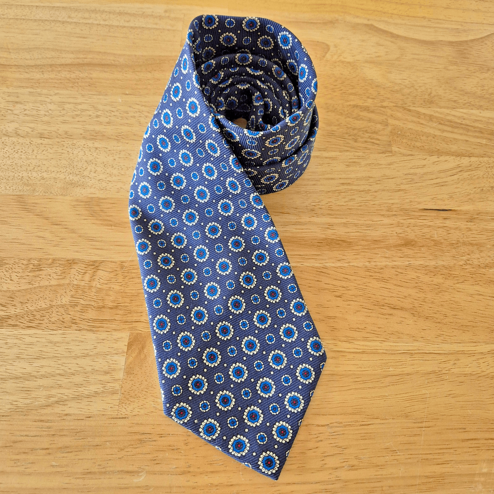 Vintage Polo By Ralph Lauren Hand Made in USA 100% Silk Medallion Neck-Tie Navy