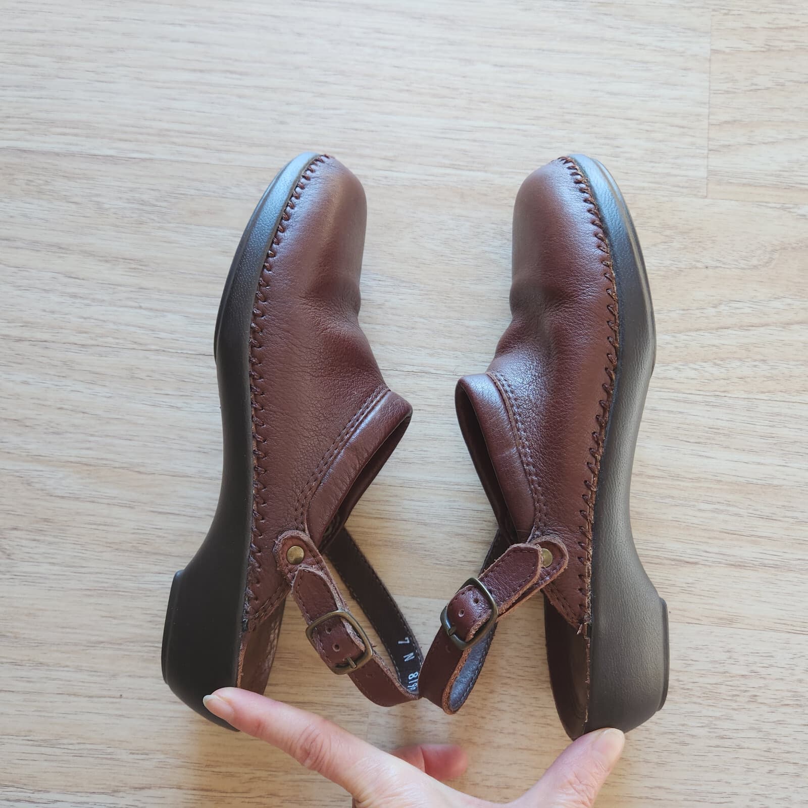 EUC Easy Spirit Contoured Leather Mule Adjustable Sling-Back Brown Womens US7N - Thumbnail 4