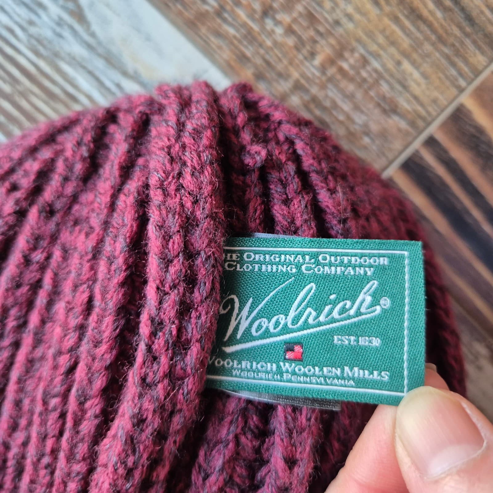 Woolrich Wool Blend Ribbed Knit Fold Cuff Winter Beanie Red Grey Unisex One Size - Thumbnail 7