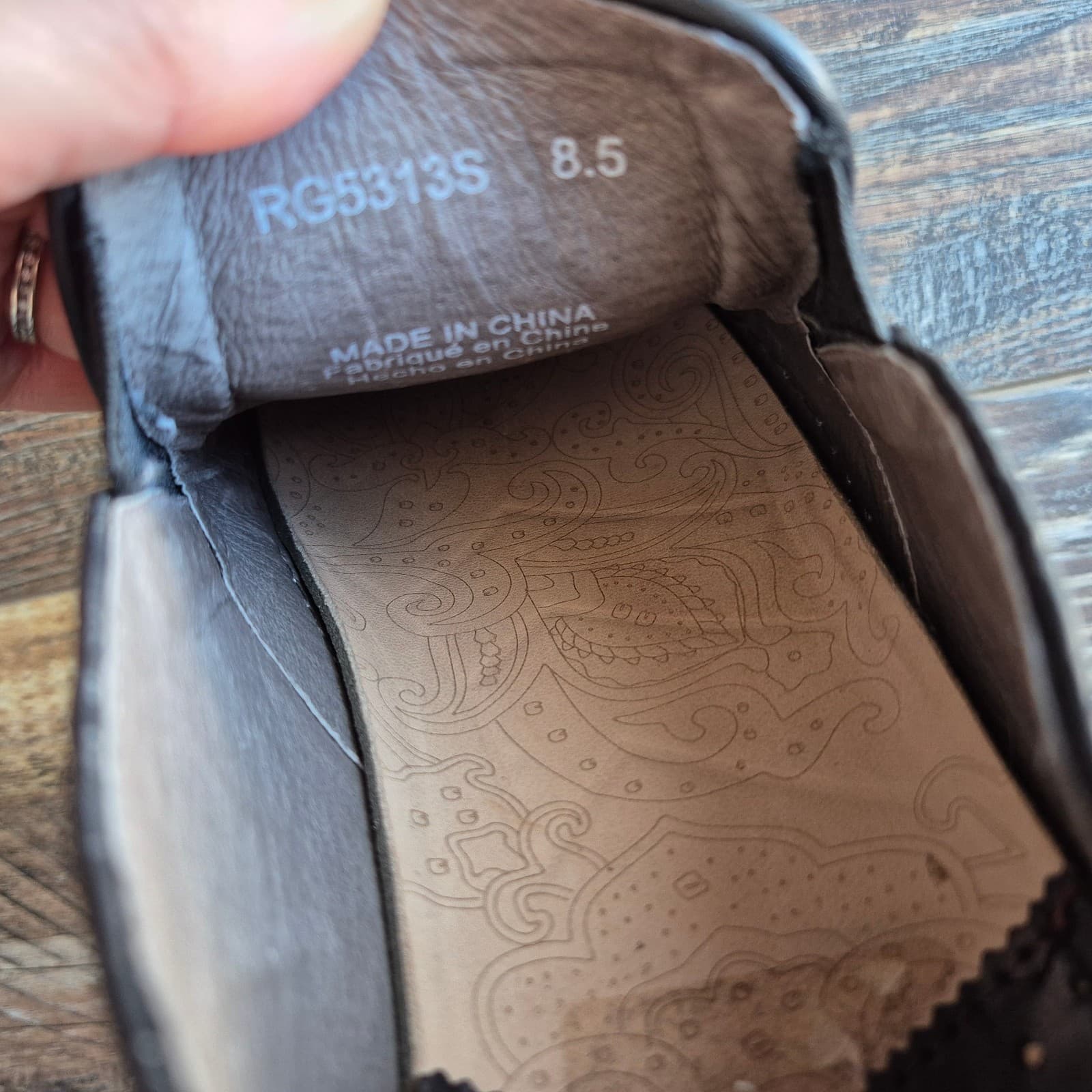 Robert Graham Men's US8.5 Floyd Skull Embossed Black Leather Slip On Sneakers - Thumbnail 11