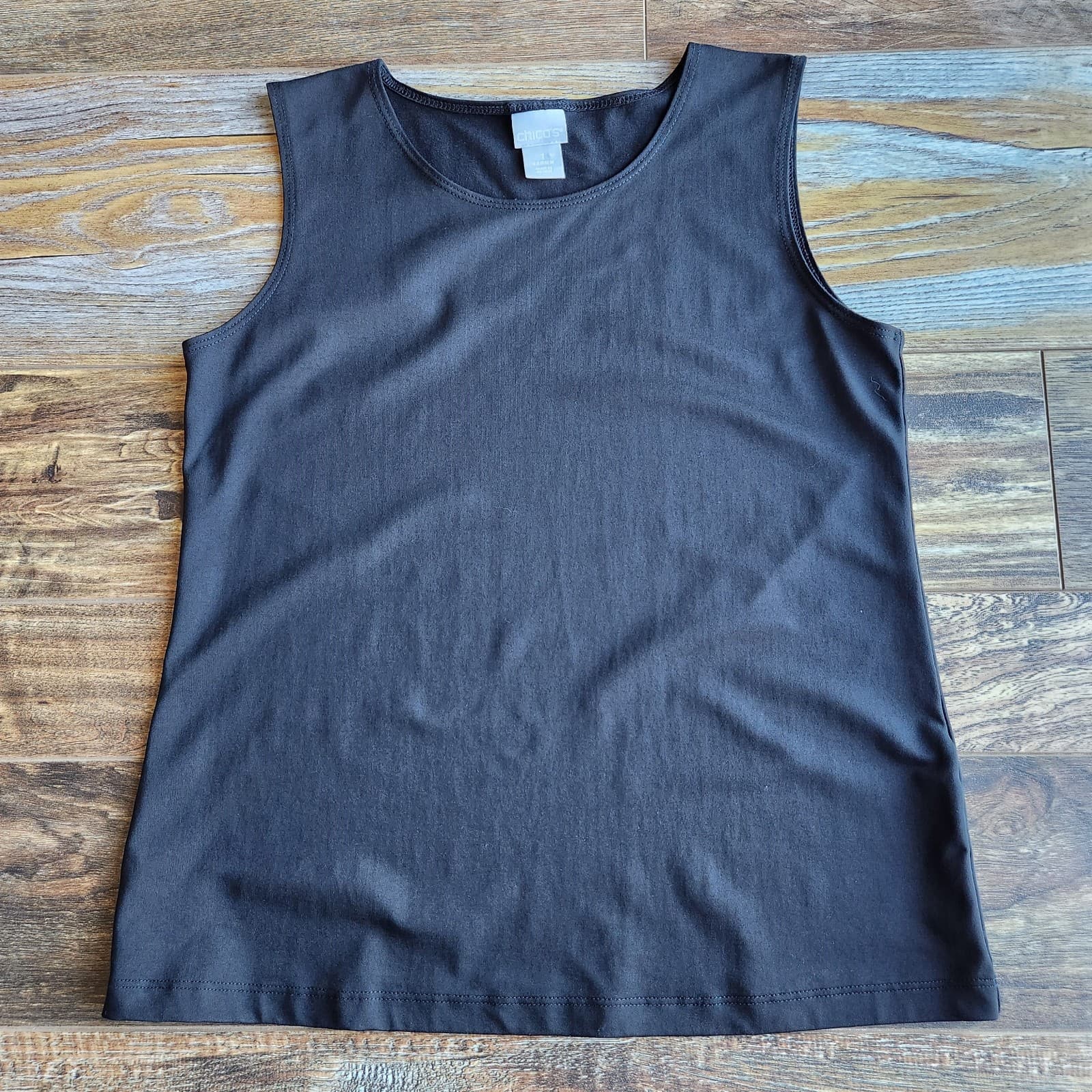 Chico's Microfiber Comfort Tank Top Sleeveless Scoop Neck Stretch Black Sz.M - Thumbnail 5