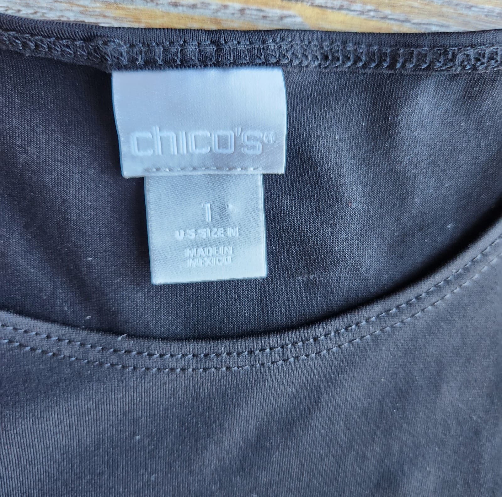 Chico's Microfiber Comfort Tank Top Sleeveless Scoop Neck Stretch Black Sz.M - Thumbnail 6