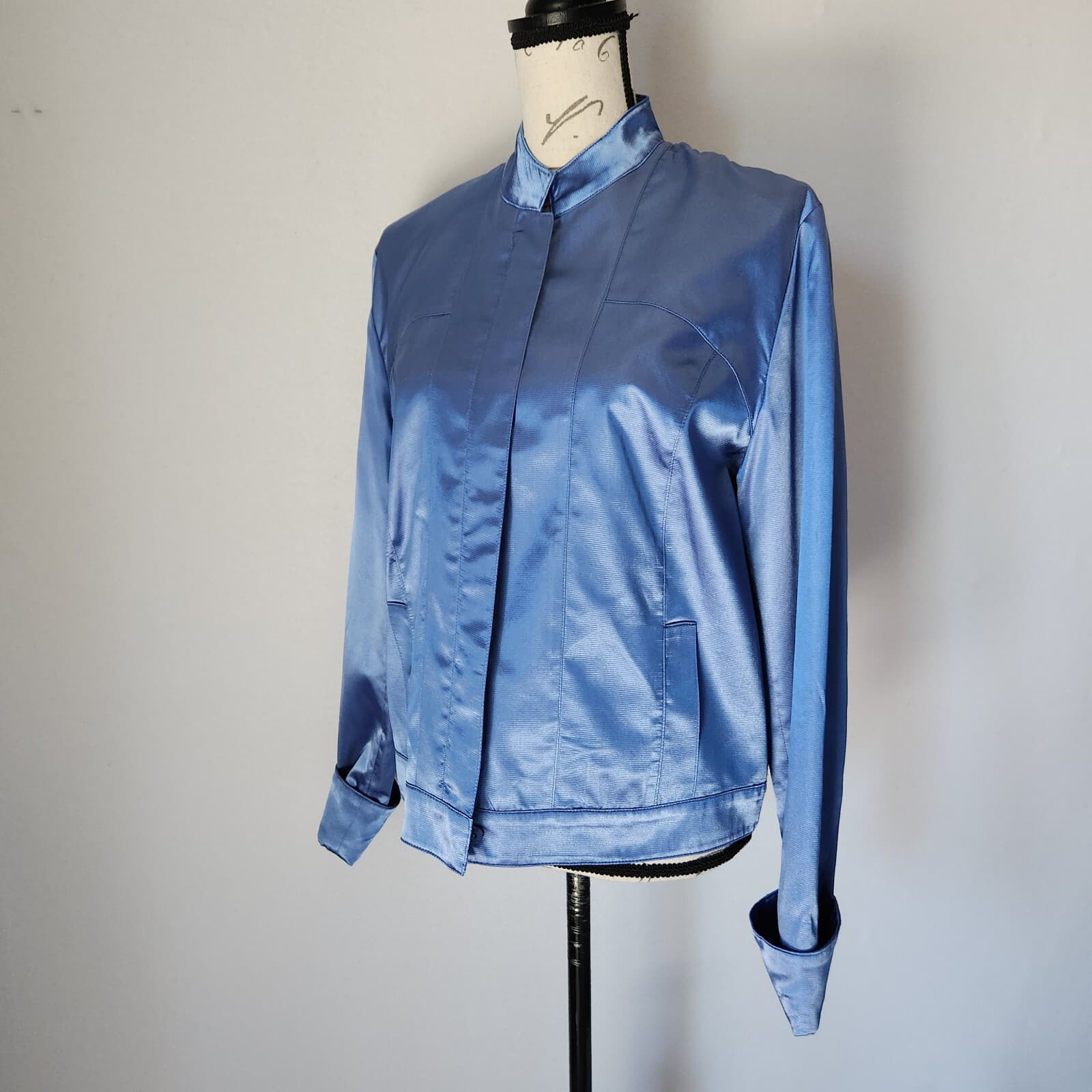 NWoT J. Peterman Satin Bomber Jacket Zip-Up Pocket Lined Blue Women's 10
