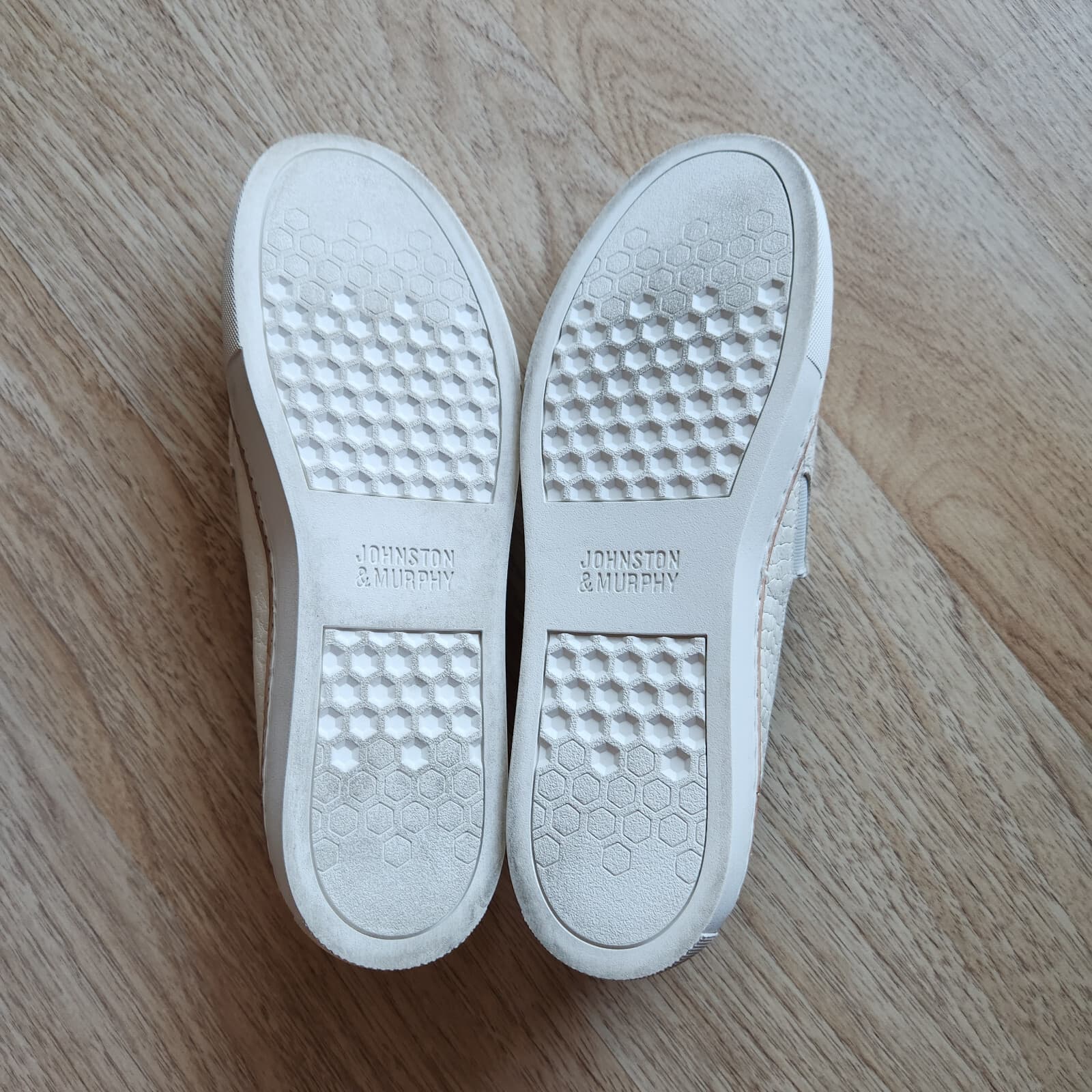 Johnston & Murphy Callie Slip On Sneaker White Croc Embossed Leahter Women 8.5M - Thumbnail 10