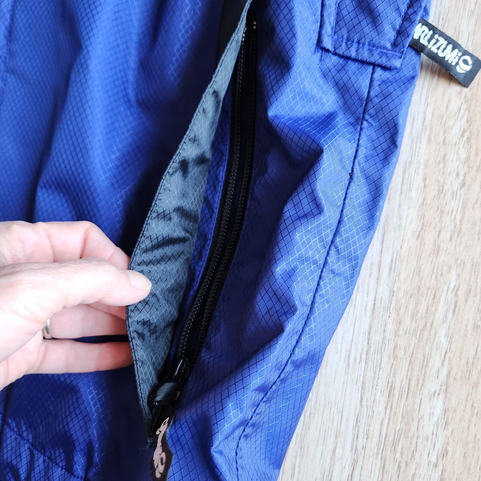 Vintage Pearl Izumi Windbreaker Cycling Jacket Attachable Hood Blue Women's XS - Thumbnail 8