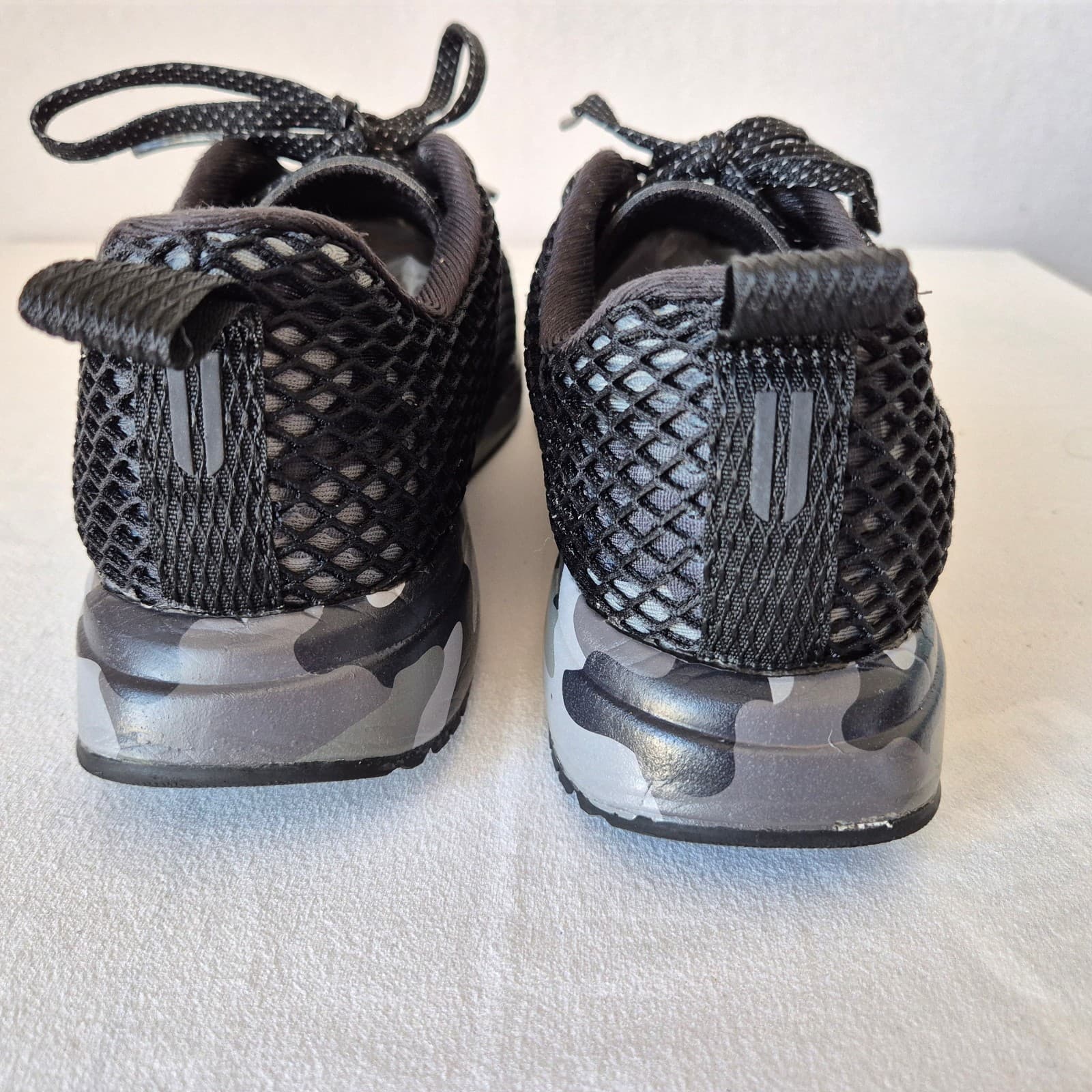 Nobull Mesh Runner Sneakers Lace-Up Flexible Support Black Camo Unisex M6.5 W8 - Thumbnail 6