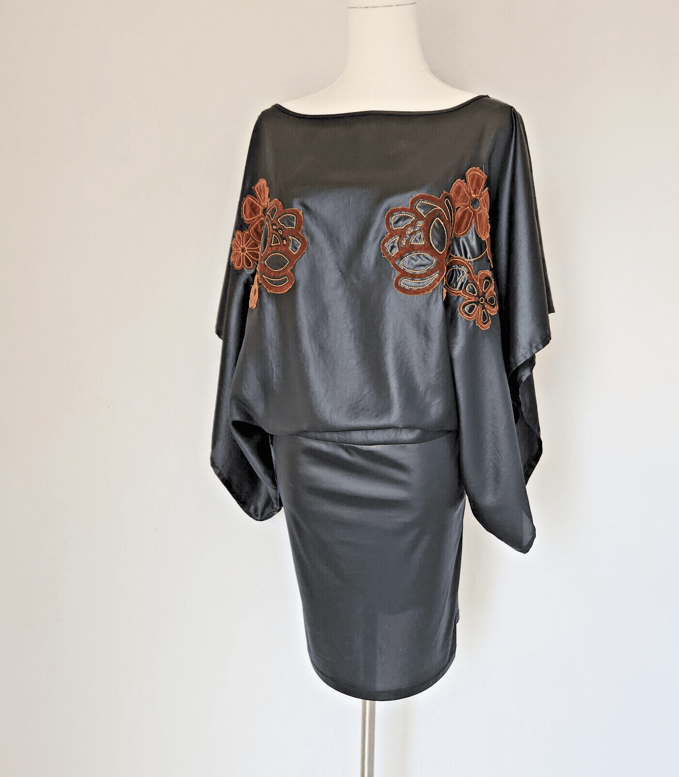 Custo Barcelona Floral Embellished Satin Kimono Sleeve Mini Dress Black Sz.38/2