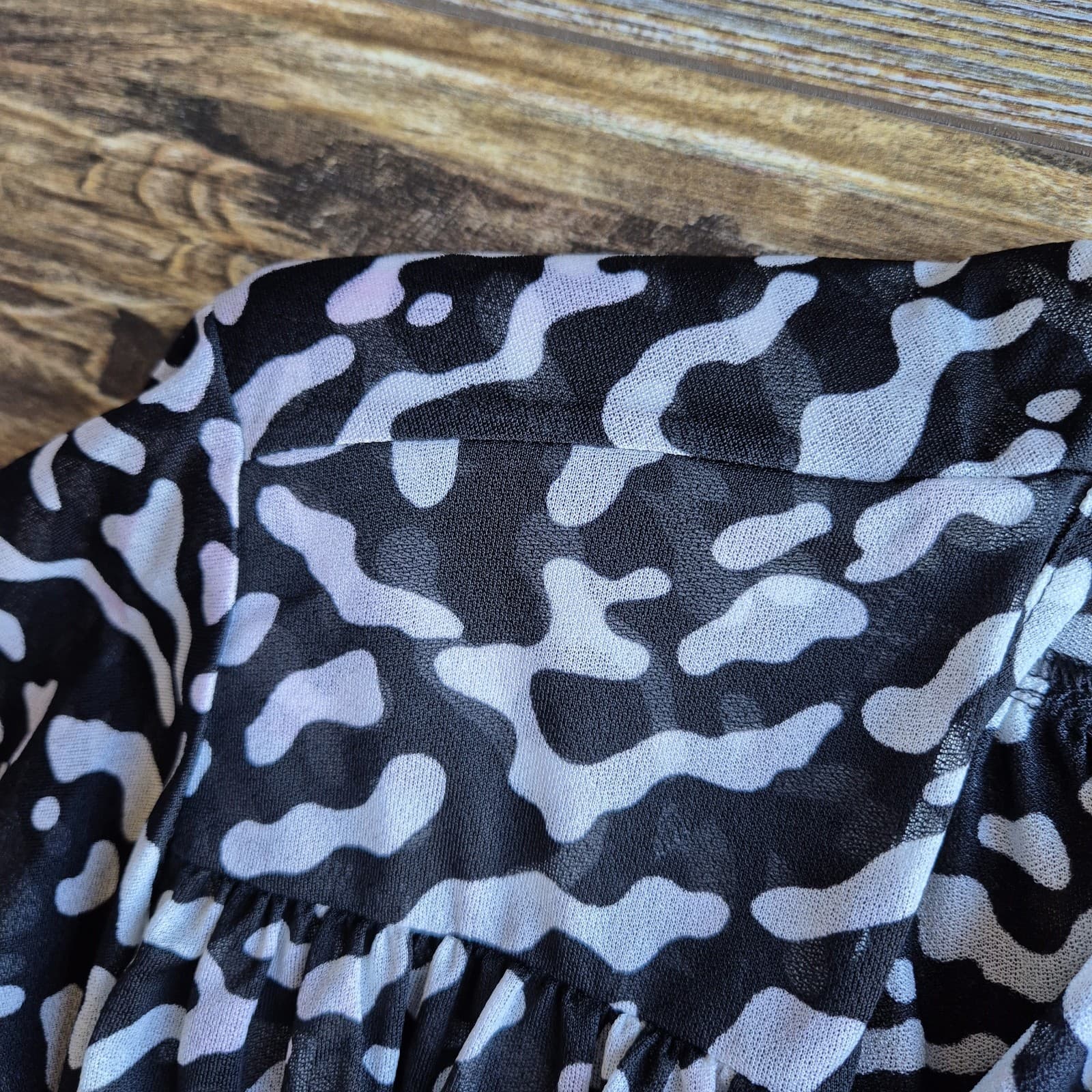 Vintage NWT Oscar De La Renta Swimwear Wavelengths Coverup Leopard Black White M - Thumbnail 9