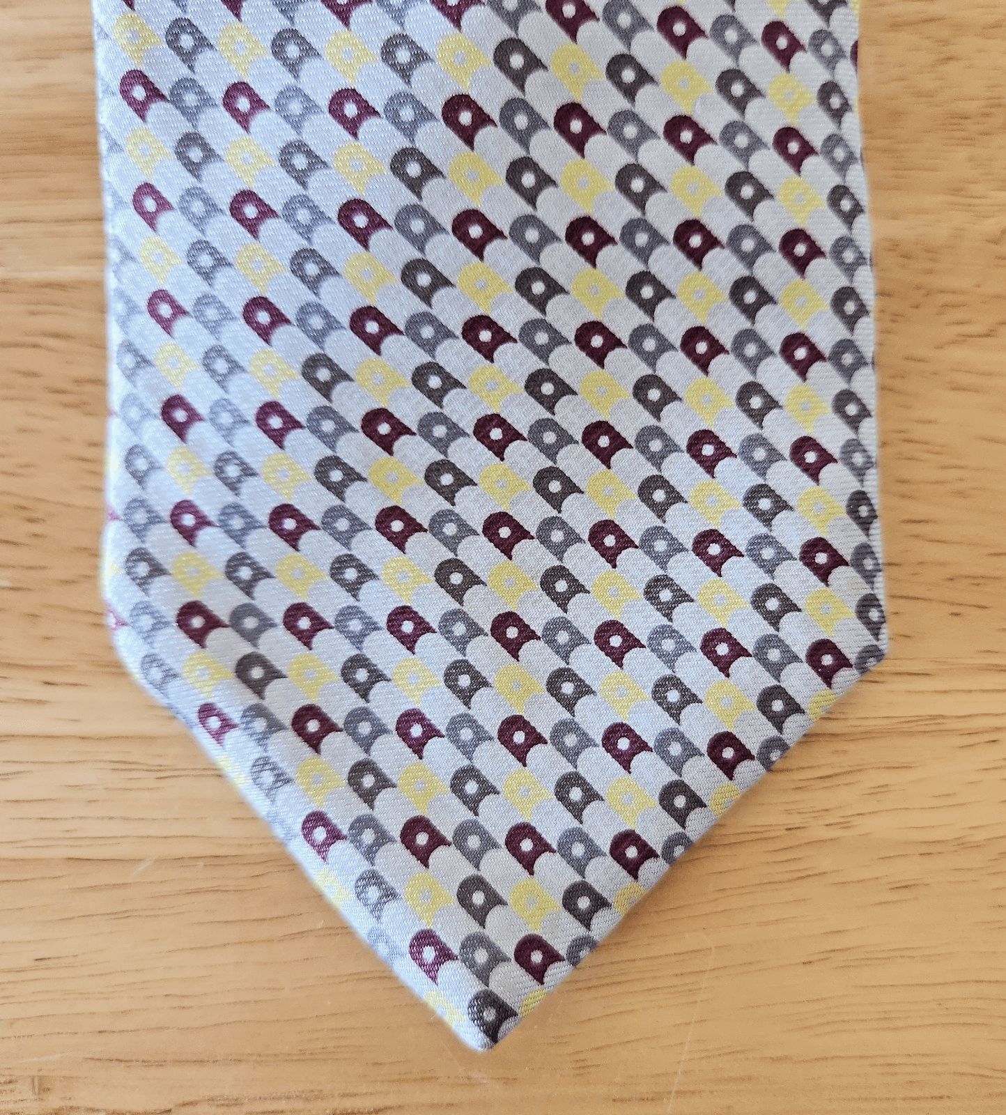 Vintage Givenchy Monsieur Made in USA Italian Silk Geometric Neck Tie Multicolor