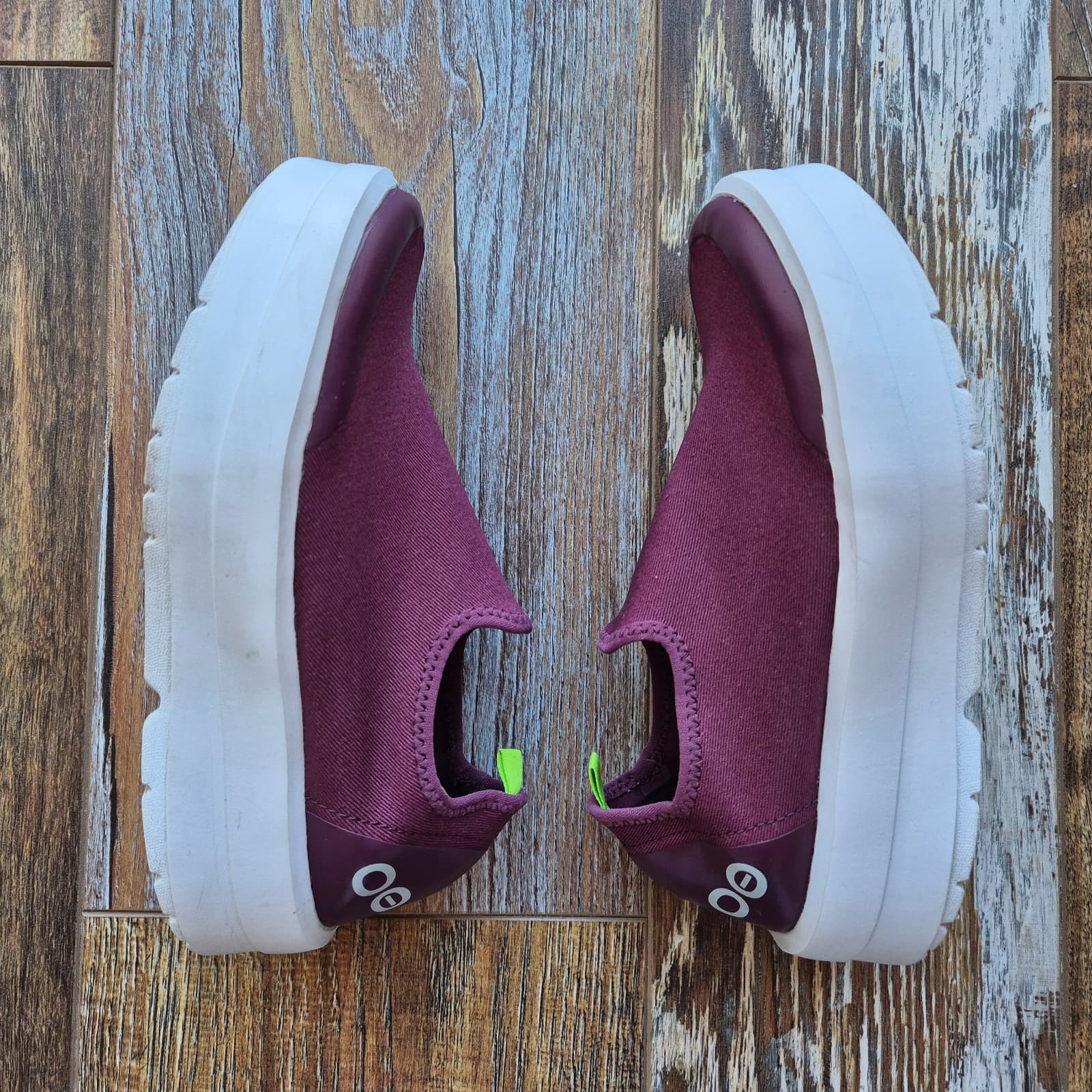 OOFOS OOmega eeZee Low Top Recovery Shoes Comfort Slip-On Mulberry Women's US5 - Thumbnail 5