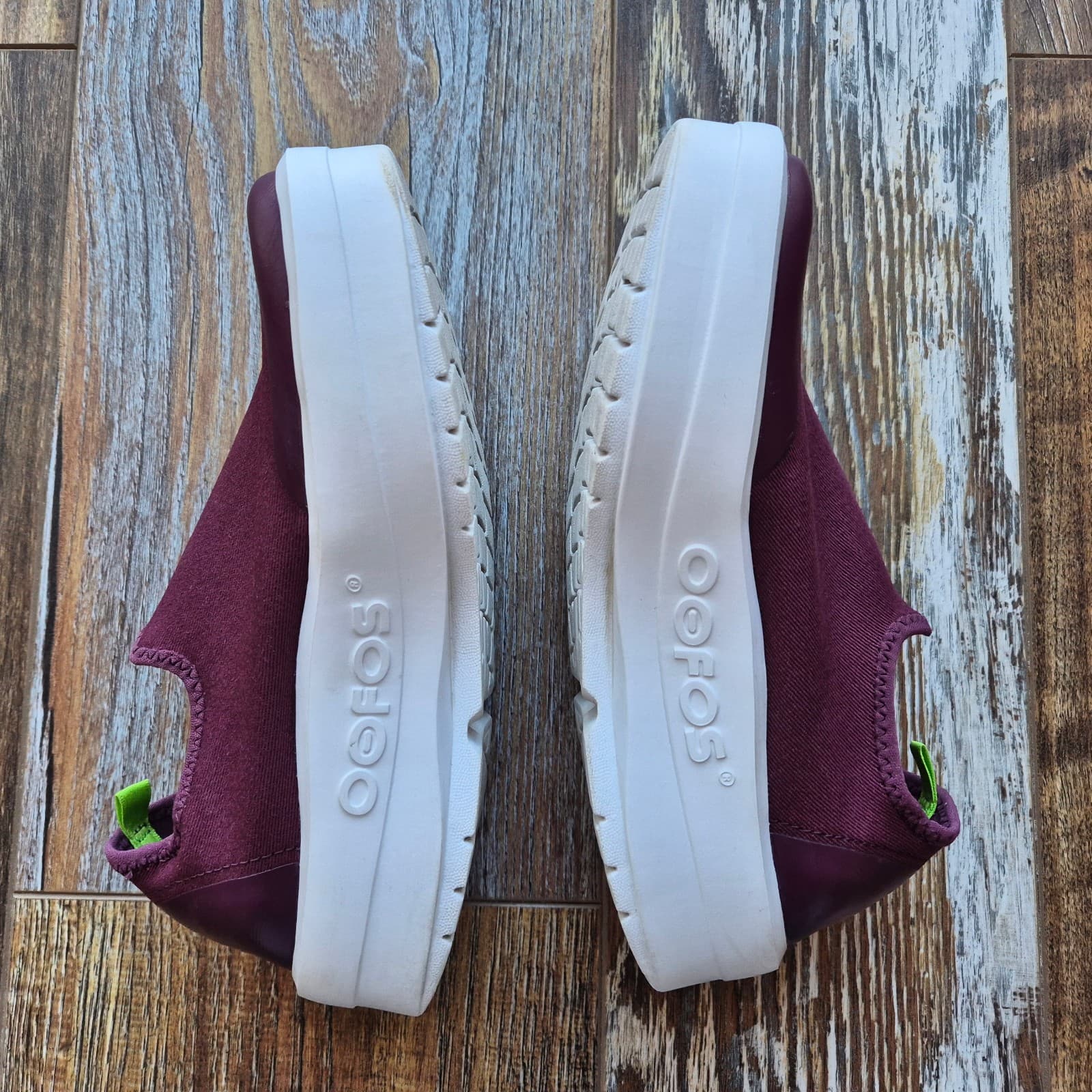 OOFOS OOmega eeZee Low Top Recovery Shoes Comfort Slip-On Mulberry Women's US5 - Thumbnail 6