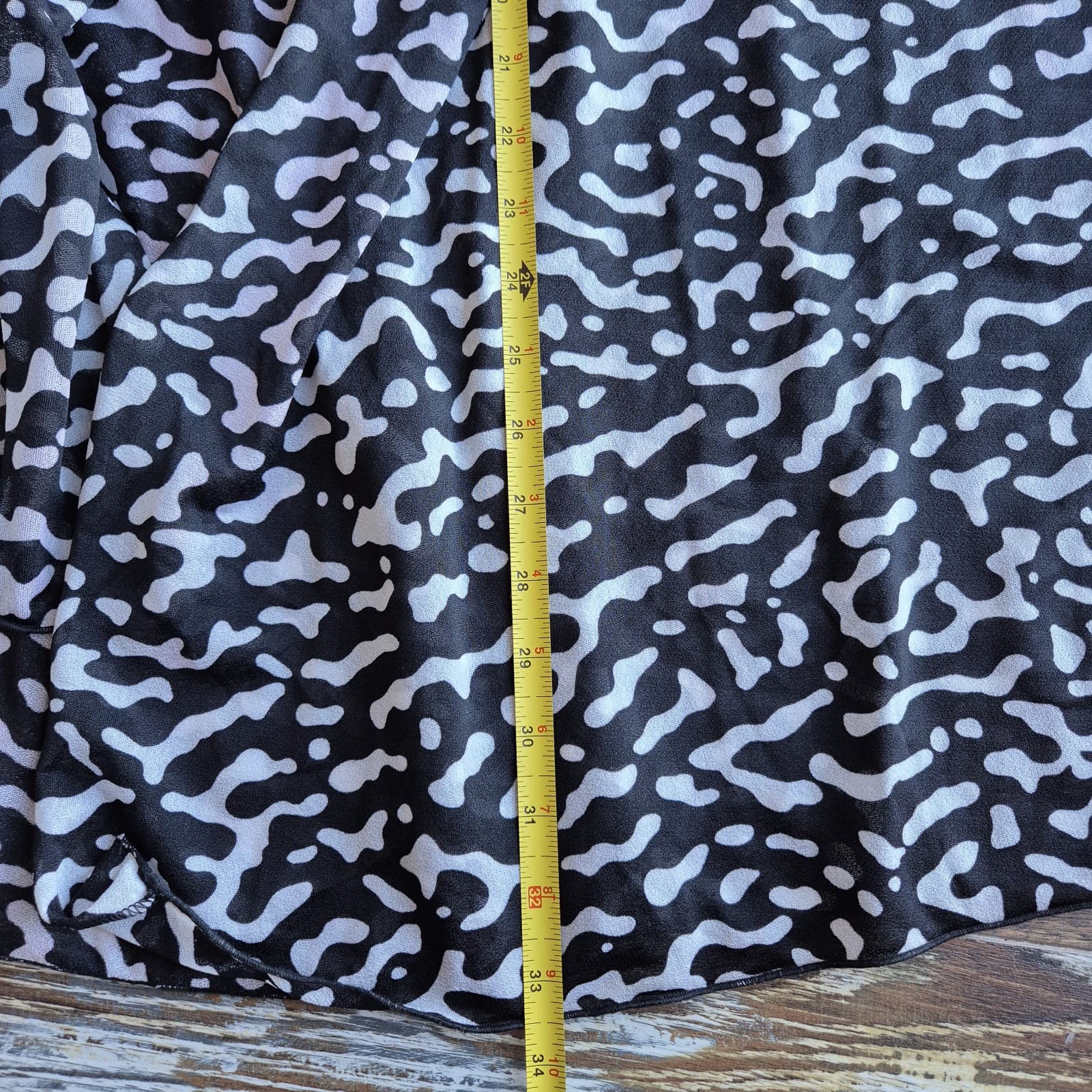 Vintage NWT Oscar De La Renta Swimwear Wavelengths Coverup Leopard Black White M - Thumbnail 16