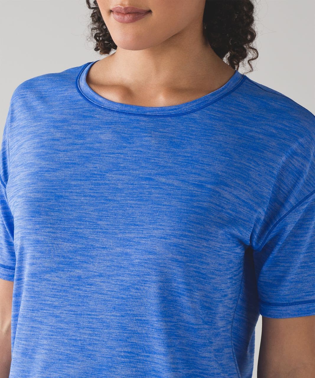NWoT Lululemon $68 Run It Out Tee Short Sleeve Heathered Cerulean Blue Women's 4 - Thumbnail 4