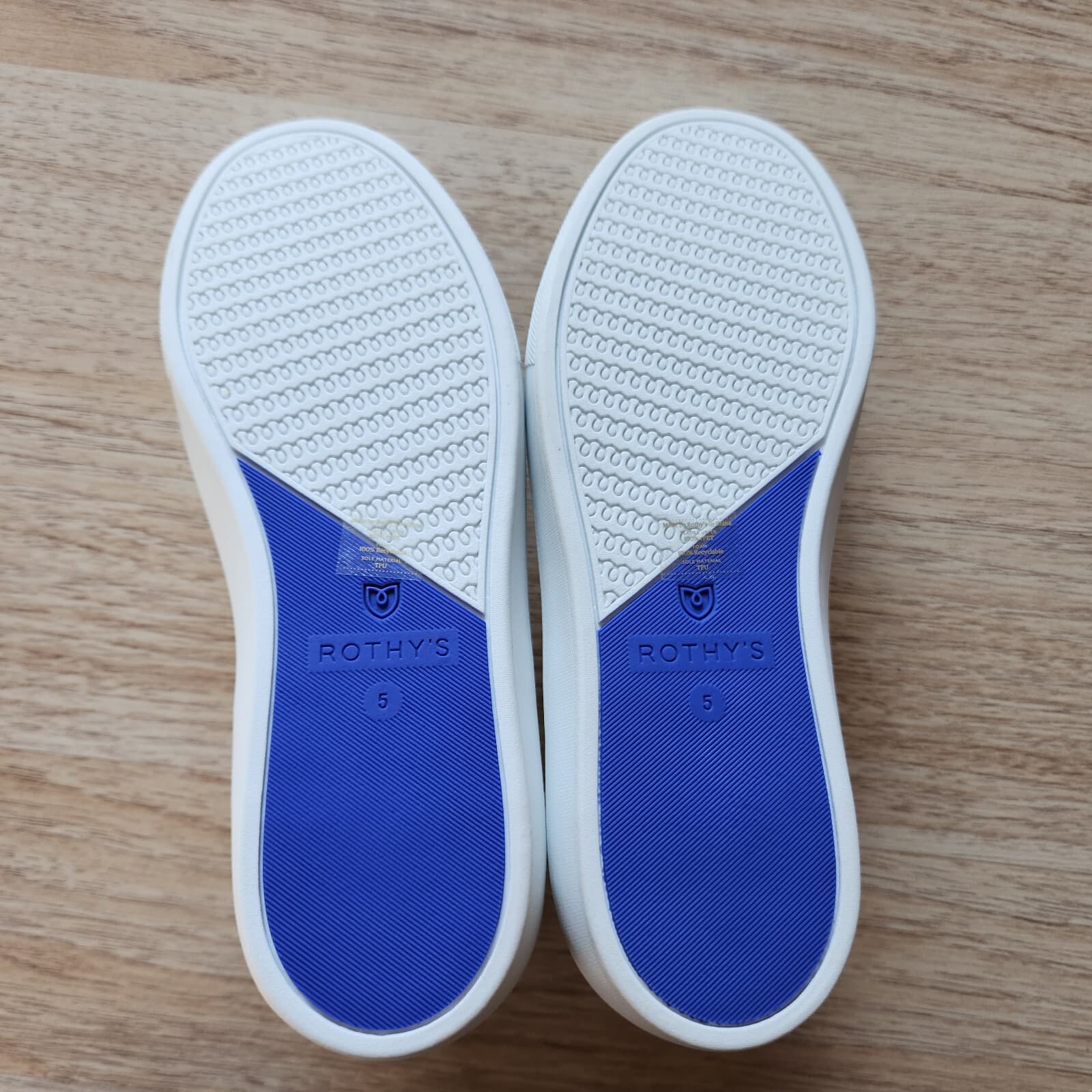 NWOB Rothy's The Original Slip On Sneaker Soft Flexible Bright White US5 $119 - Thumbnail 11