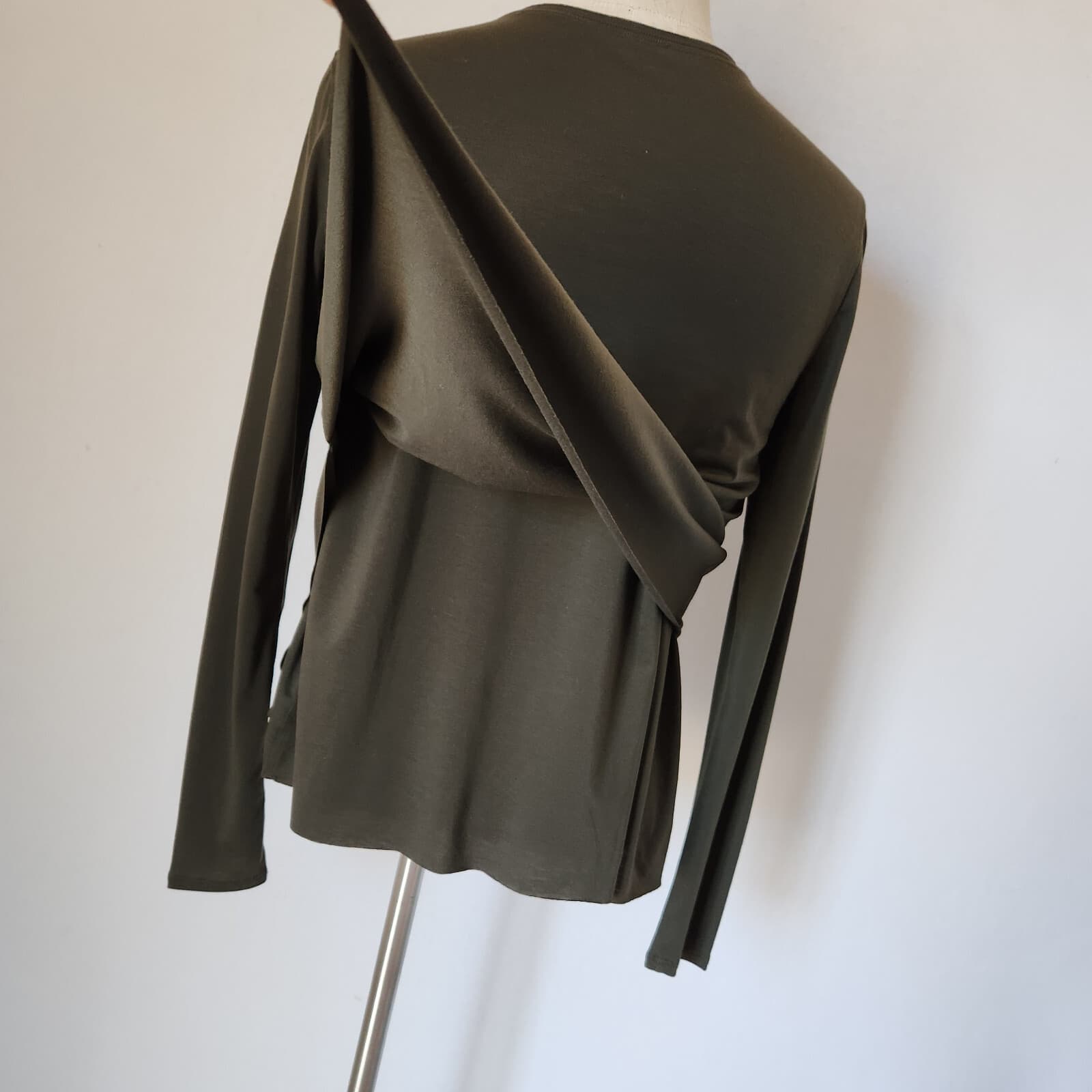 Lululemon Sweetest Day Long Sleeve Top Layer Crewneck Tencel Dark Olive Bust 38" - Thumbnail 12