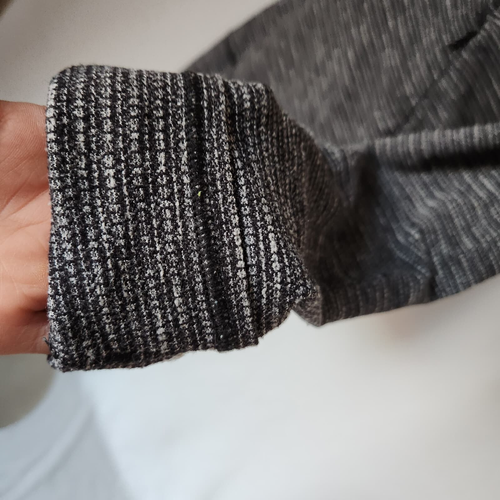 Lululemon Think Fast Pullover Sweatshirt Mini Check Pique Black Heathered Sz.6 - Thumbnail 12