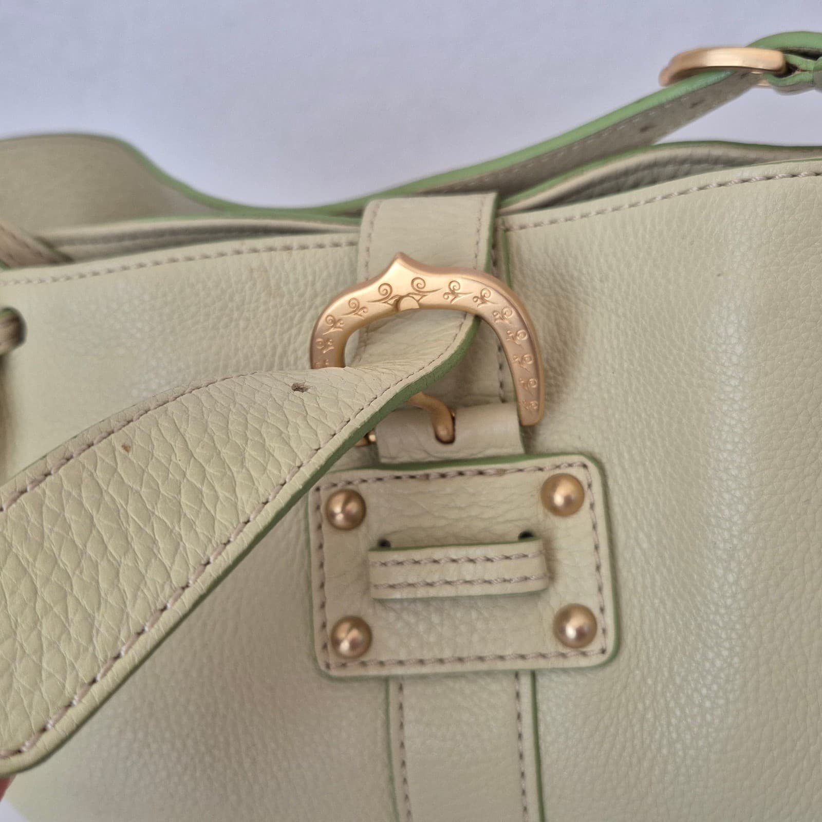 DOONEY & BOURKE Pebbled Leather Shoulder Bag Lime Green Buckle Closure - Thumbnail 9