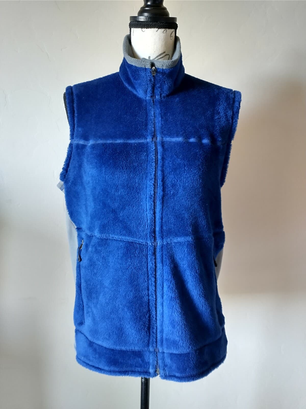 Patagonia Polartec Thermal Pro Fleece Vest Full Zip Pocket Blue Chest 42 in. - Thumbnail 2