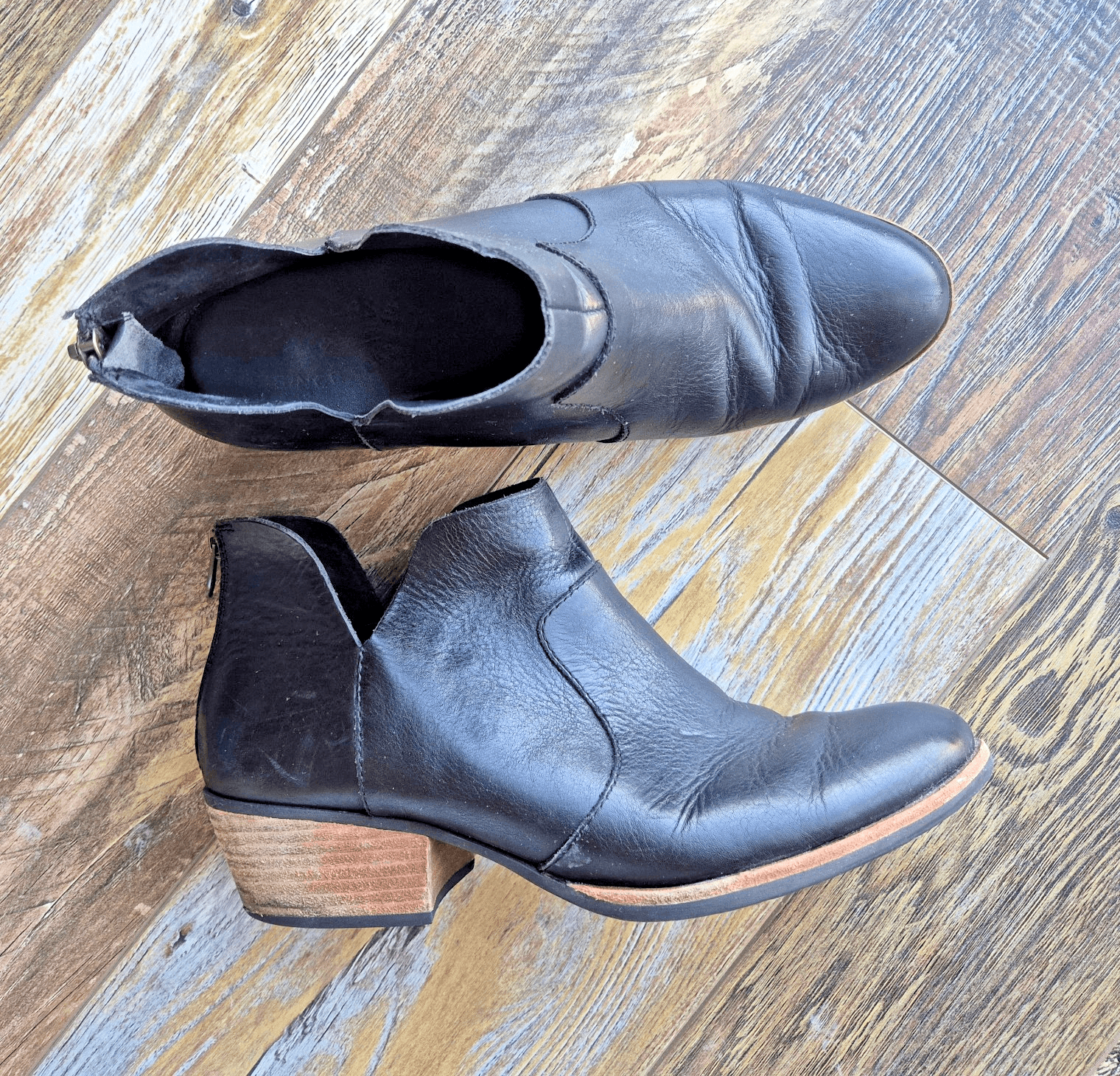 Kork-Ease Skye Black Leather Ankle Booties 1.5" Stacked-Heel Back Zipper US 10M - Thumbnail 2