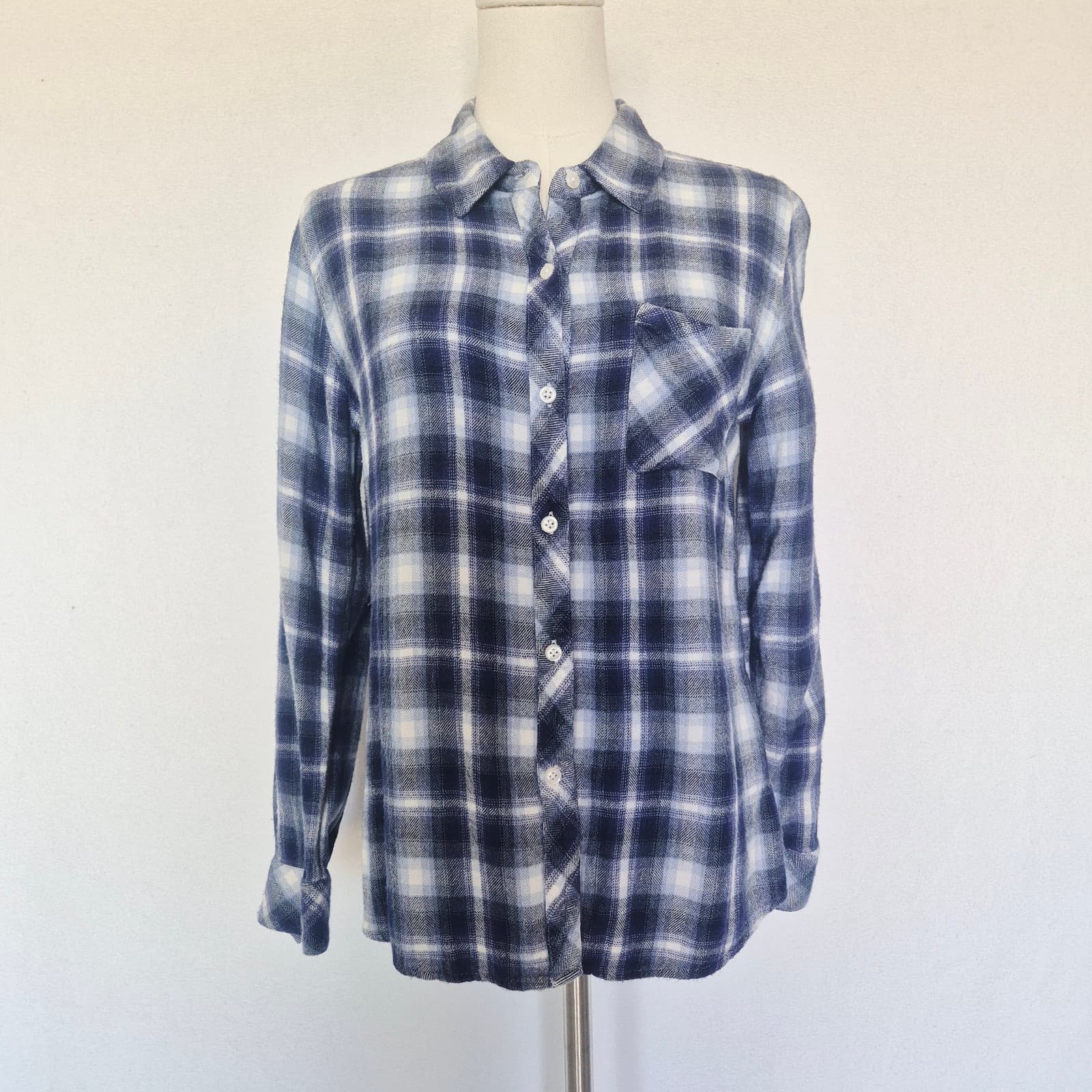 Rails Hunter Patriot Sky Plaid Flannel Button-Up Shirt Long Sleeve Pocket Size M - Thumbnail 2