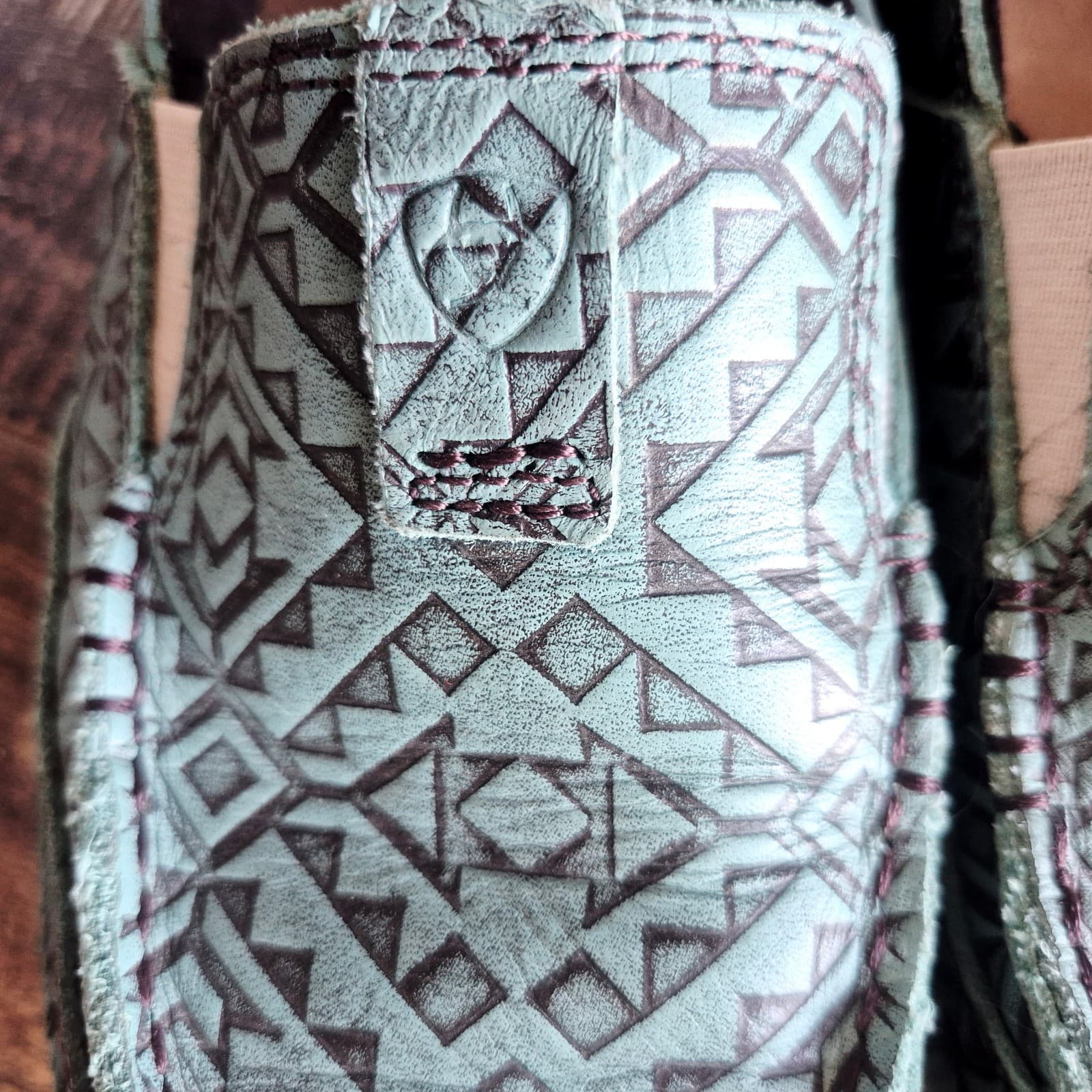 Ariat Women's 10B Western Cruiser Shoes Comfort Leather Turquoise Blanket Emboss - Thumbnail 5