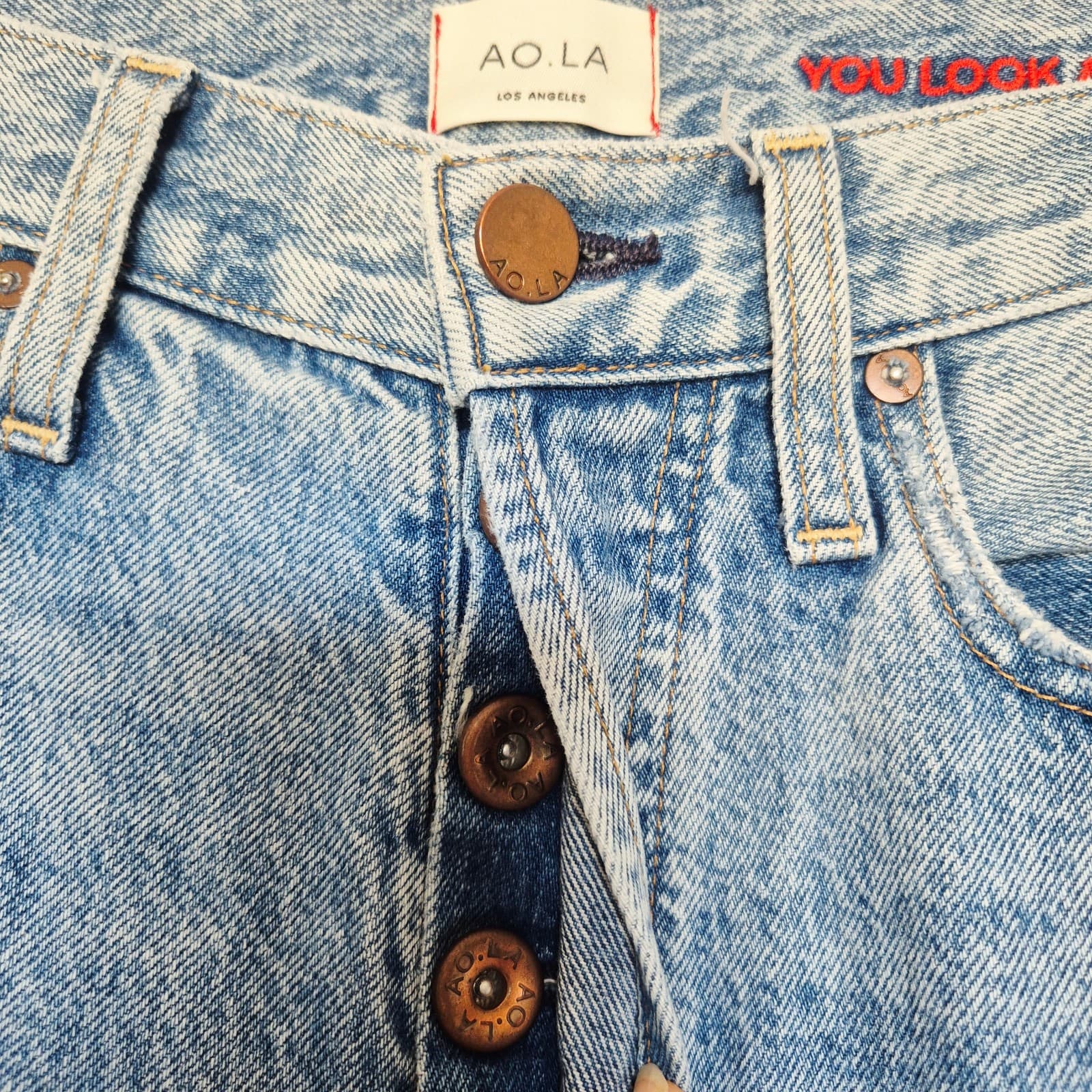 AO.LA Alice+Olivia Amazing High Rise Slim Girlfriend Jeans Frayed Light Wash 25 - Thumbnail 4