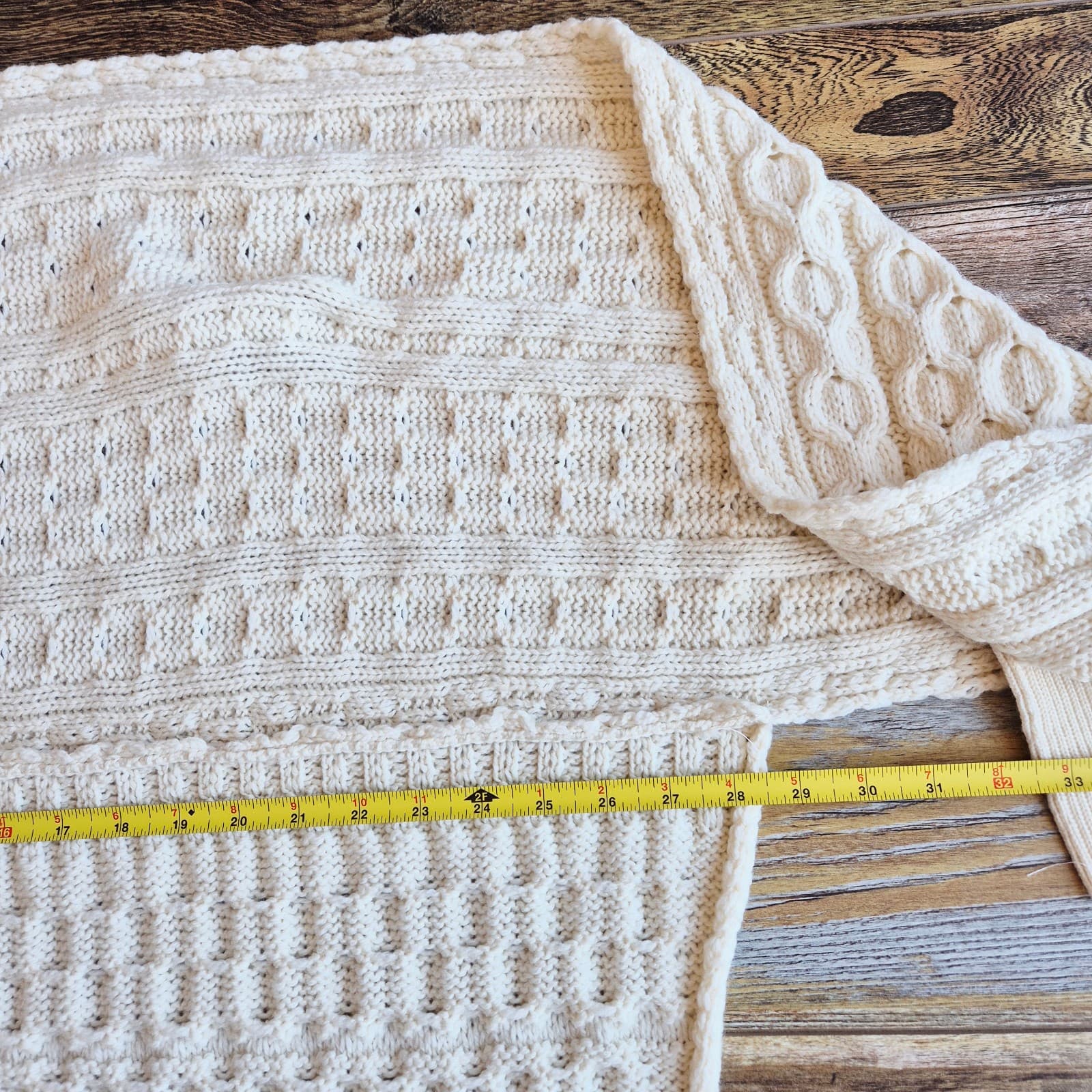 Aran Woollen Mills Ireland Shannon Throwover Merino Wool Cable Knit Wrap Pocket - Thumbnail 17