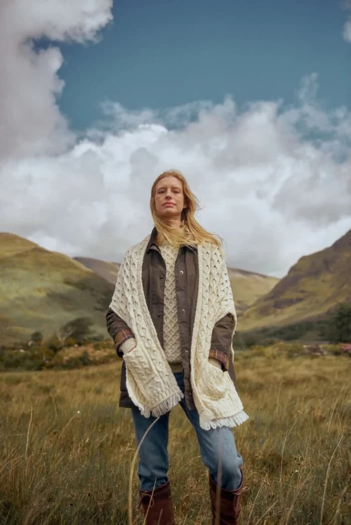 Aran Woollen Mills Ireland Shannon Throwover Merino Wool Cable Knit Wrap Pocket - Thumbnail 6