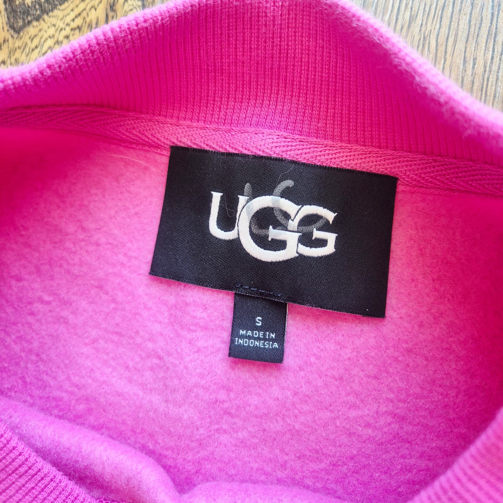 NWoT UGG Logo Spell-Out Crew Neck Sweatshirt Relaxed Fleece Lined Pink Women's S - Thumbnail 11