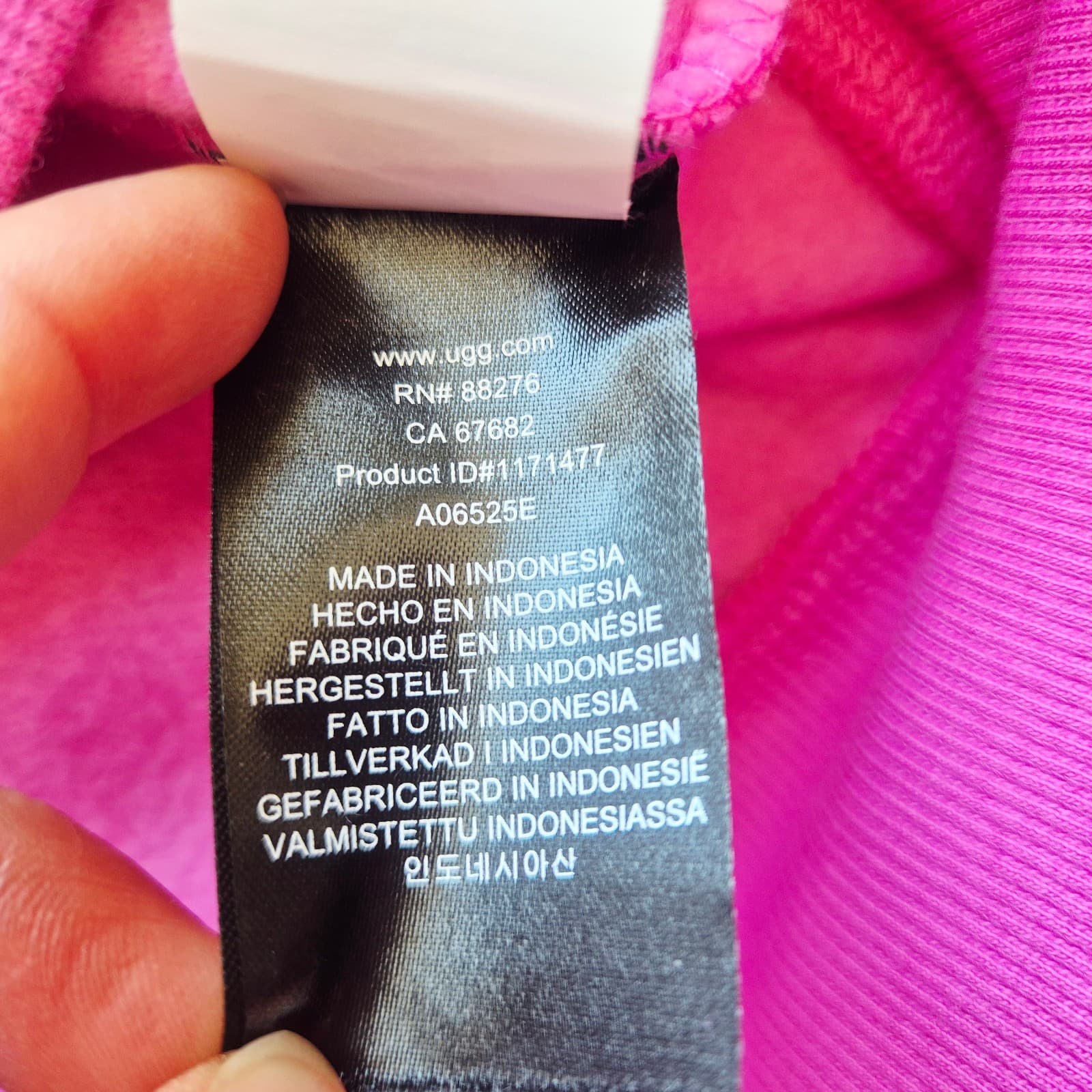 NWoT UGG Logo Spell-Out Crew Neck Sweatshirt Relaxed Fleece Lined Pink Women's S - Thumbnail 13