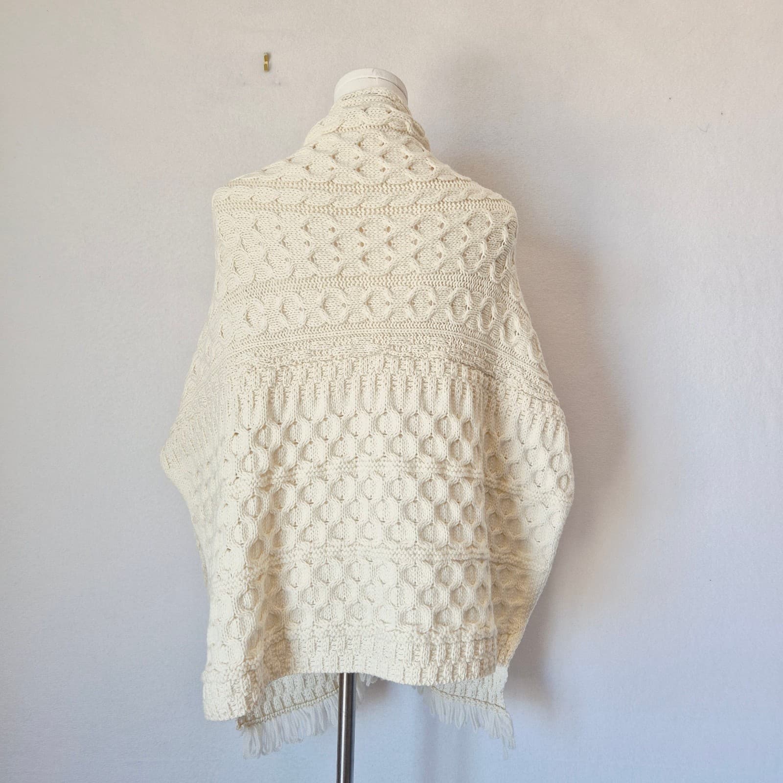 Aran Woollen Mills Ireland Shannon Throwover Merino Wool Cable Knit Wrap Pocket - Thumbnail 11