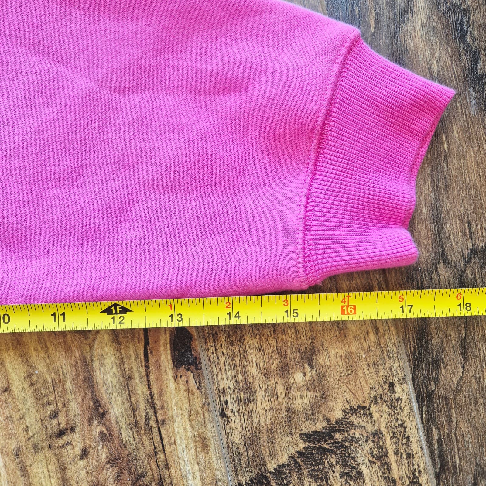 NWoT UGG Logo Spell-Out Crew Neck Sweatshirt Relaxed Fleece Lined Pink Women's S - Thumbnail 15