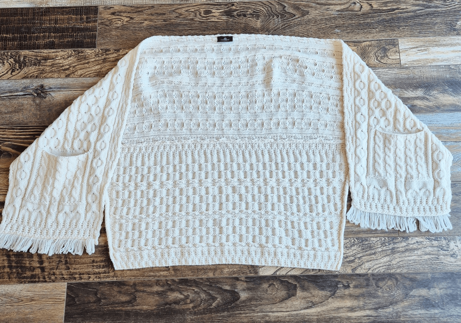 Aran Woollen Mills Ireland Shannon Throwover Merino Wool Cable Knit Wrap Pocket - Thumbnail 13