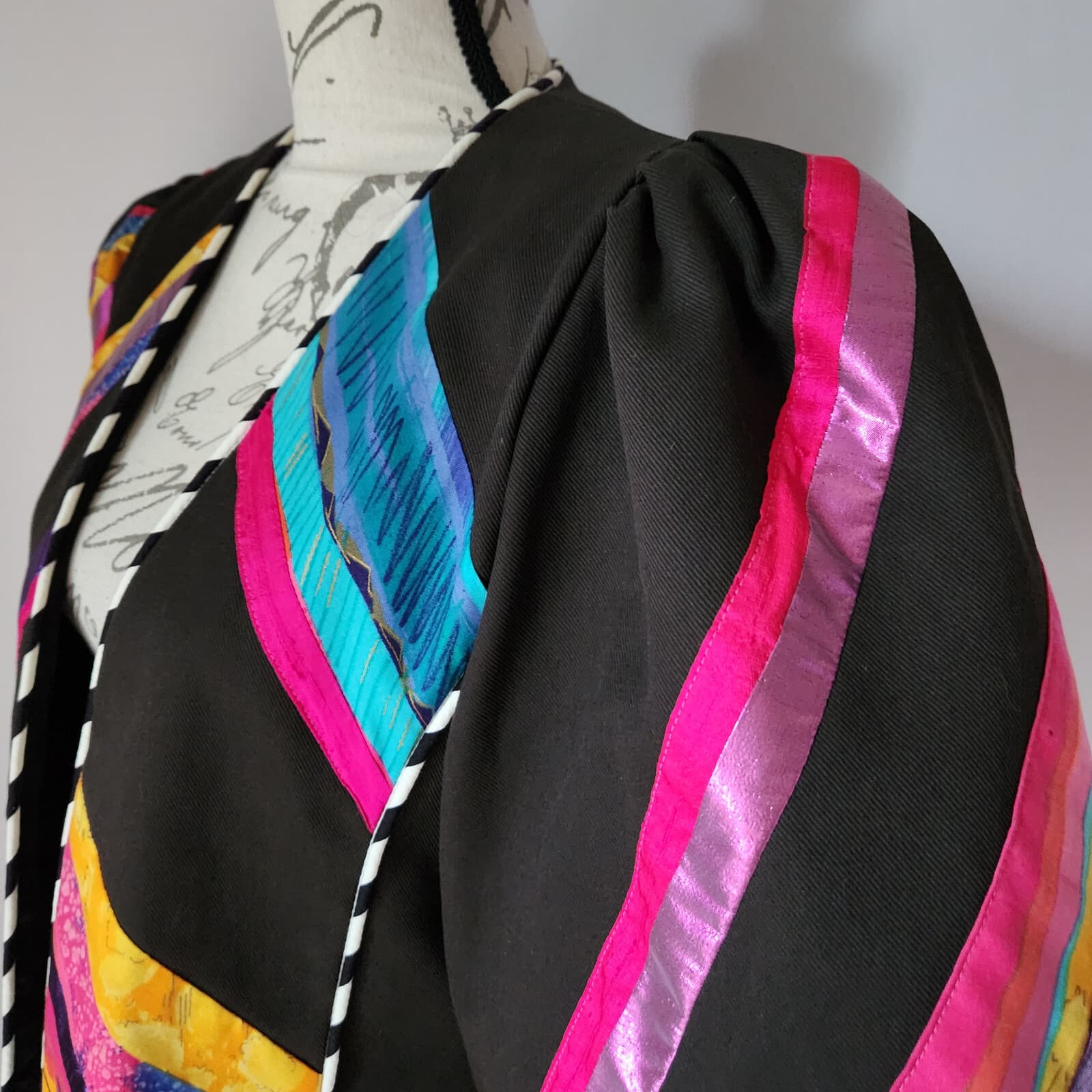Vintage Marie Made in USA Southwest Bolero Jacket Short Sleeve Colorful Stripe M - Thumbnail 5