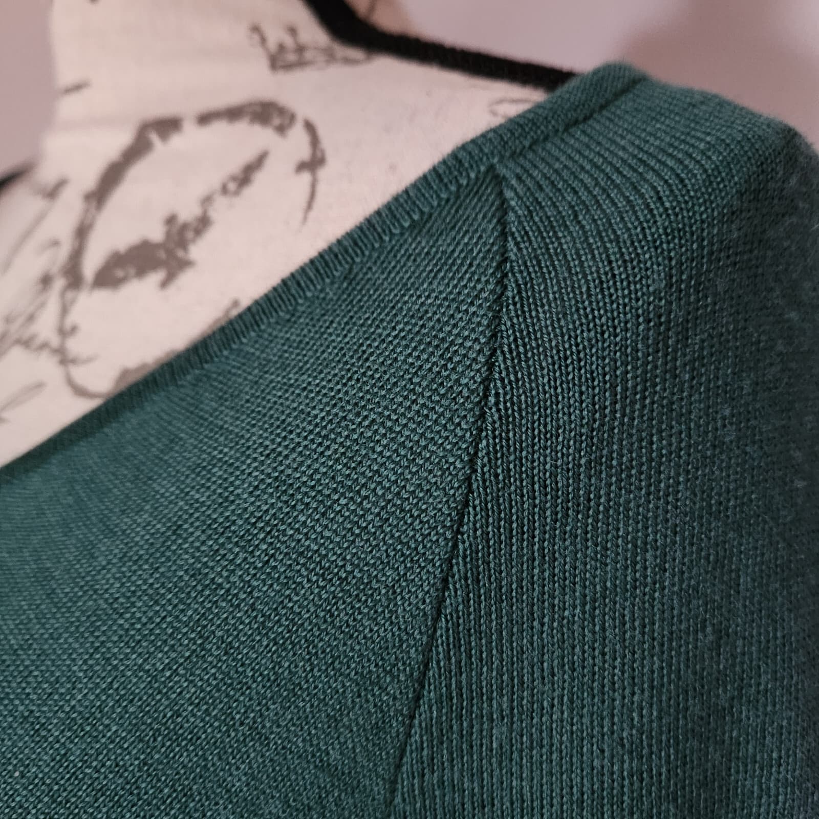 Laviniaturra Made in Italy 100% Merino Wool Sweater V-Neck Green Women's 44 - Thumbnail 4