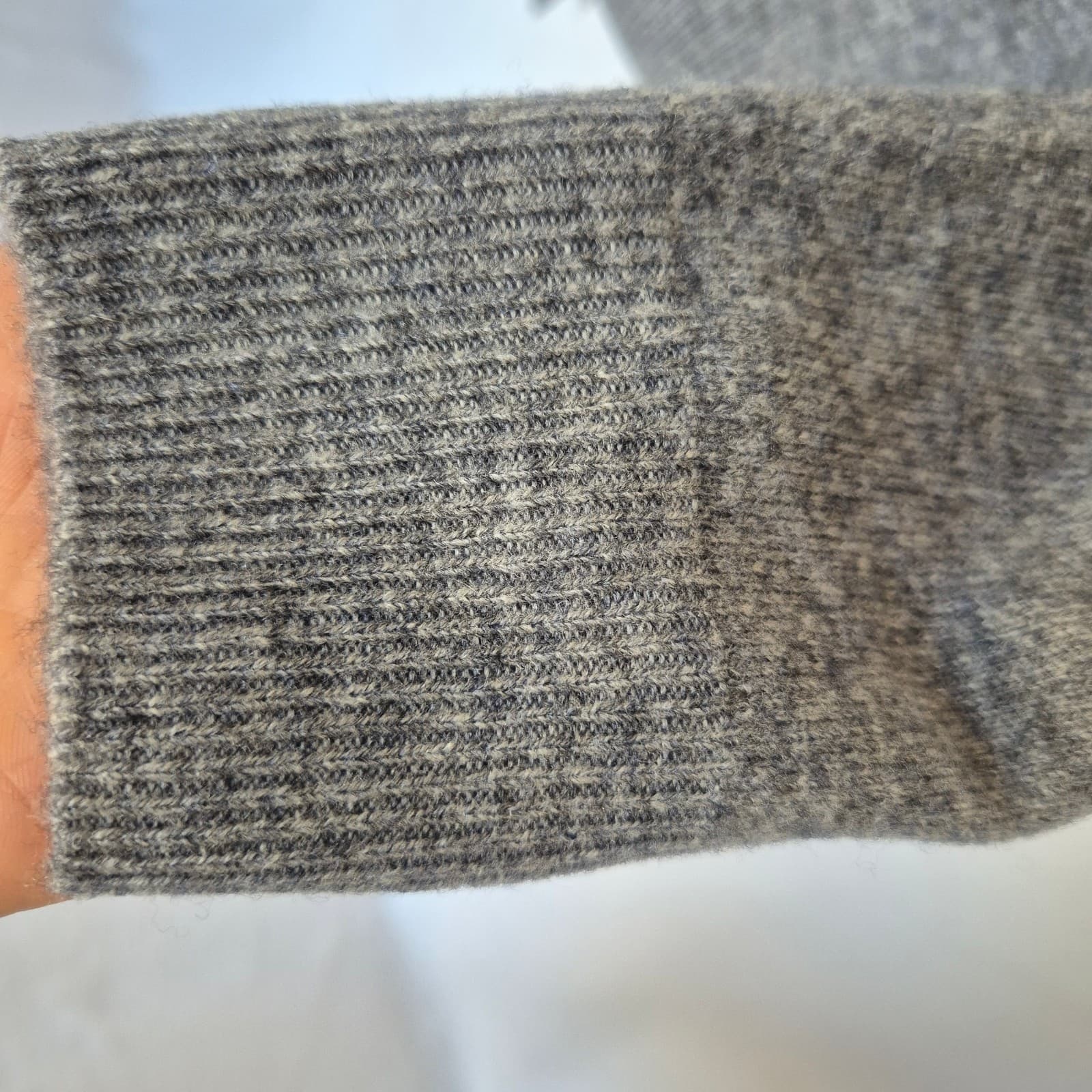 NWT Chanyarn 100% Superfine Merino Wool Turtleneck Sweater Grey Women's Small - Thumbnail 5