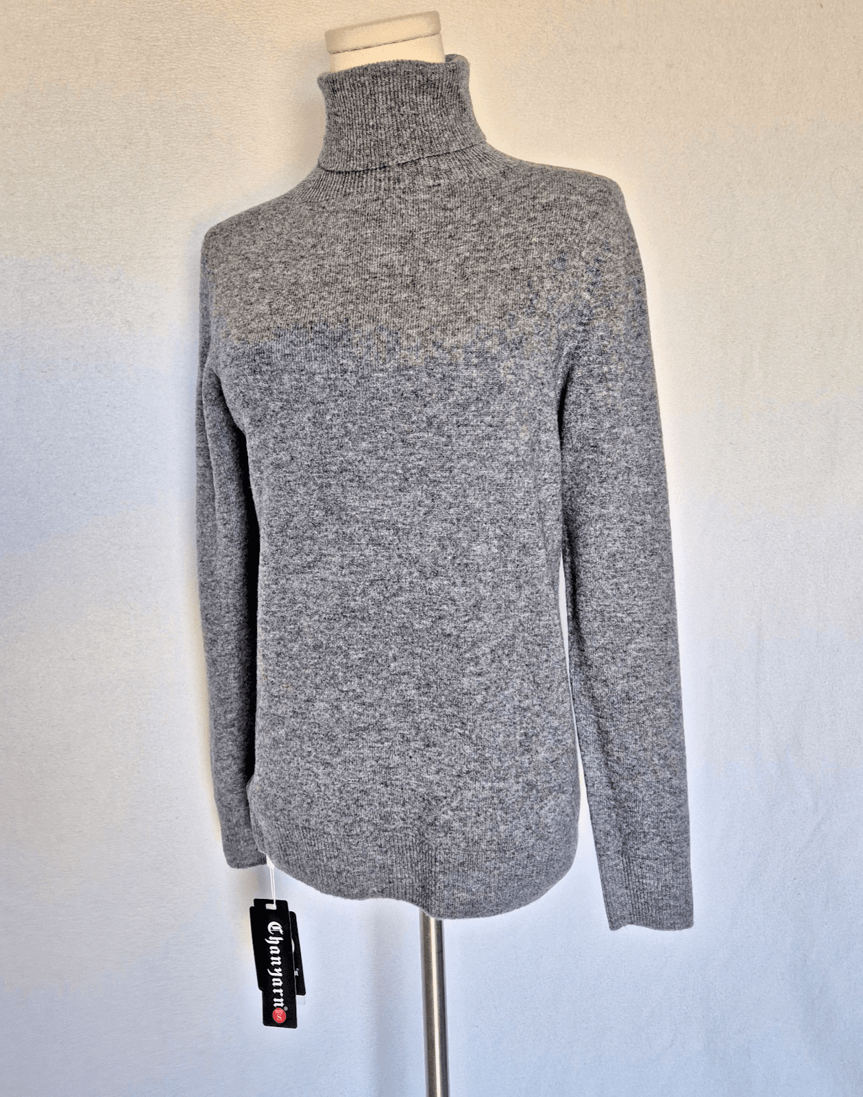 NWT Chanyarn 100% Superfine Merino Wool Turtleneck Sweater Grey Women's Small - Thumbnail 4