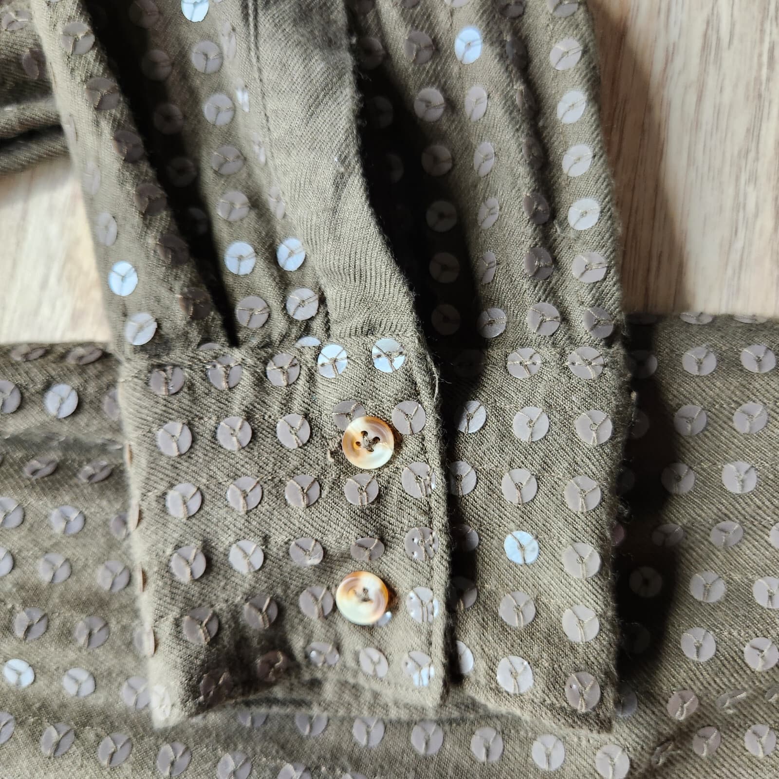 Maeve Anthropologie Arwa Sequin Button Down Shirt Long Sleeve Olive Green Sz.S - Thumbnail 7