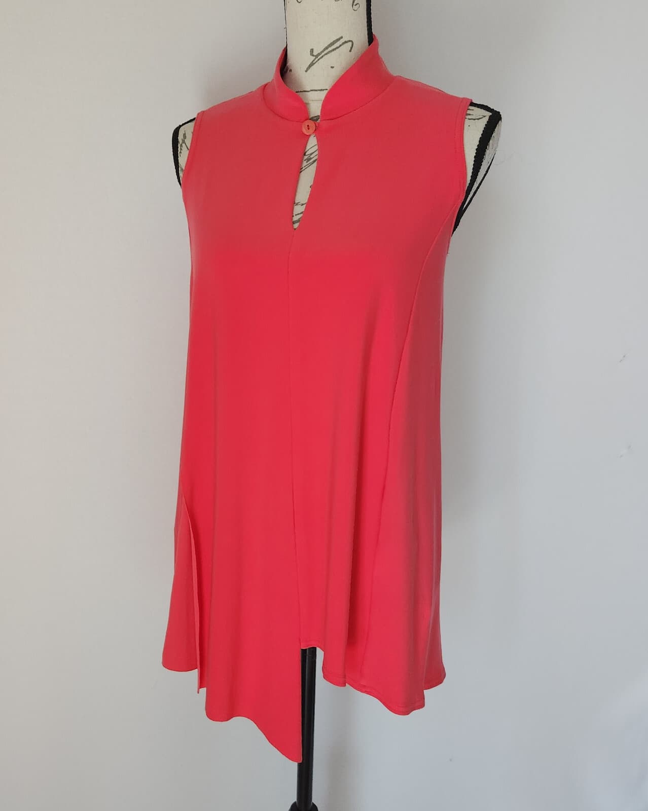 Sympli Lagenlook Hi-Low Top Key-Hole Sleeveless Mandarin Neck Knit Coral Women 6 - Thumbnail 2