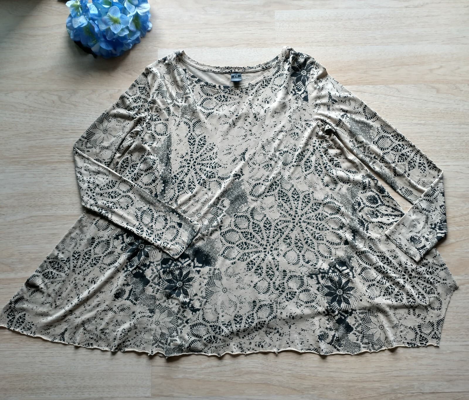 Peruvian Connection Knit Swing Top Long Sleeve Raw Hem Hi-lo Brown Oversize XS/S - Thumbnail 2