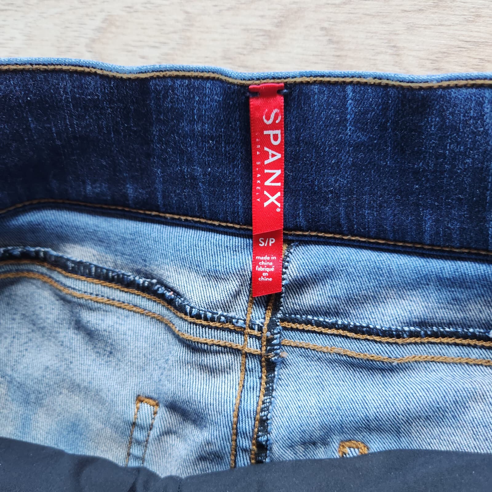 Spanx Distressed Ankle Skinny Jeans Pull-On Stretch Pocket Frayed Hem Women's S - Thumbnail 8