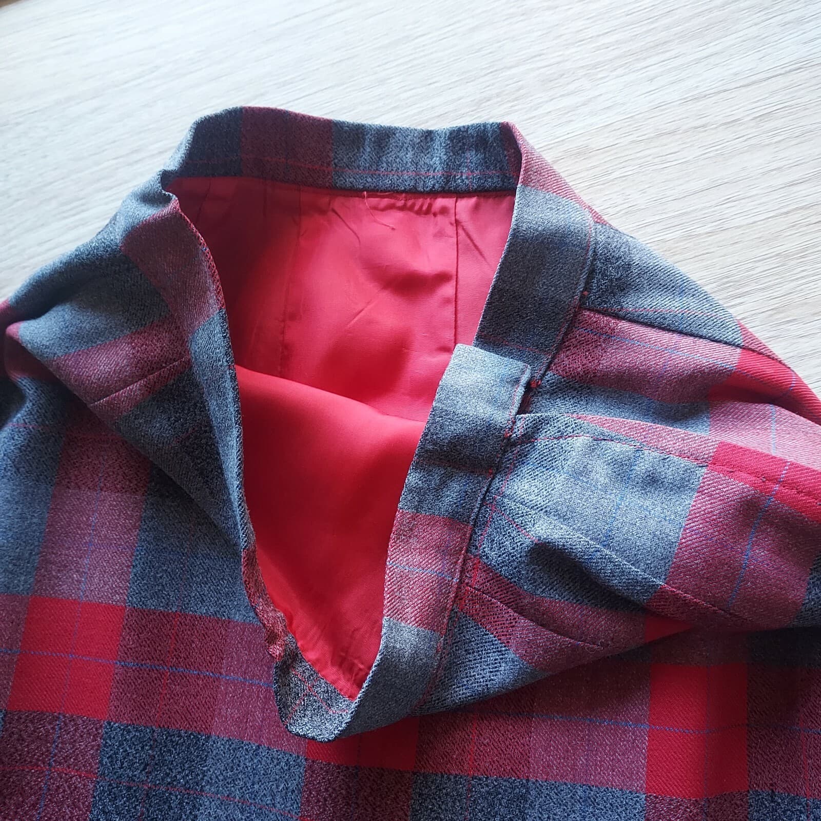 Vintage Custom Made Wool 2Pc Blazer Skirt Set Button Pencil Lined Red Plaid S/M - Thumbnail 8